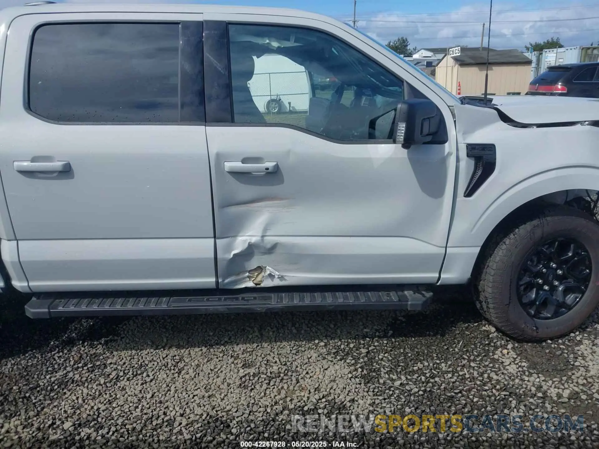 18 Photograph of a damaged car 1FTFW3L81RKE16247 FORD F-150 2024