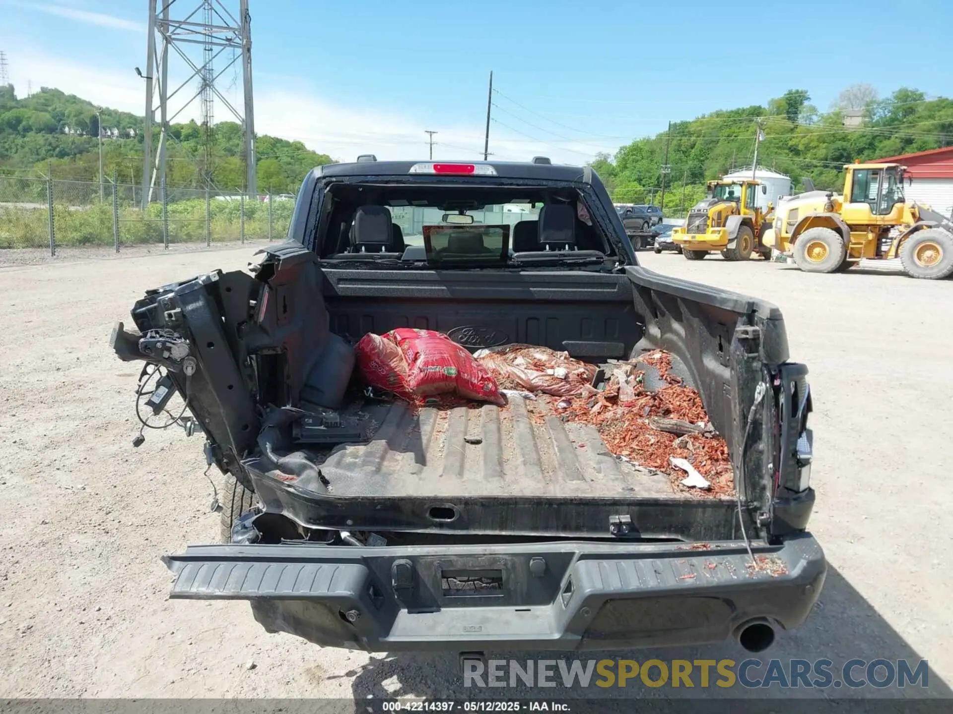 17 Photograph of a damaged car 1FTFW3L85RFA63889 FORD F-150 2024