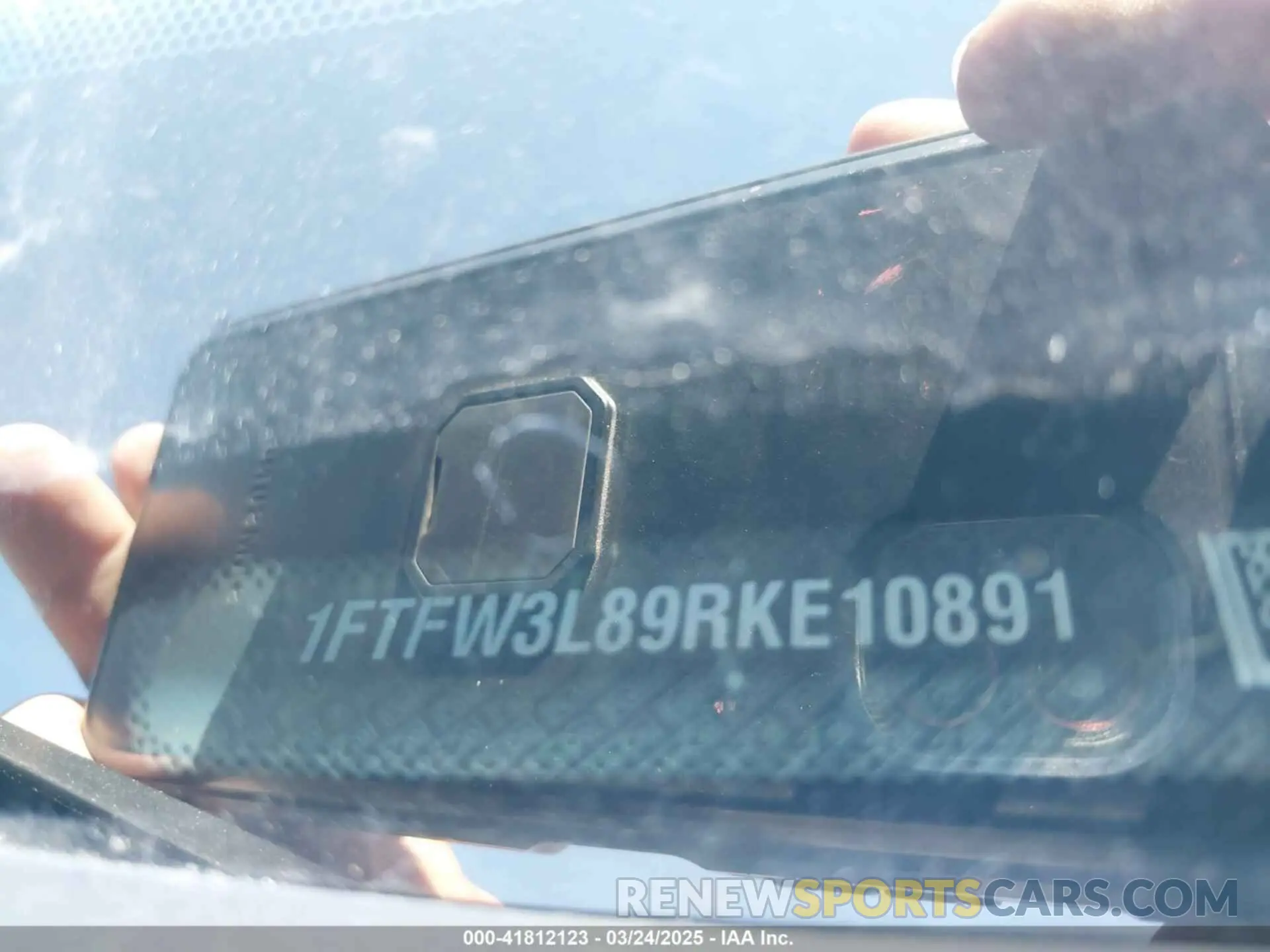 18 Photograph of a damaged car 1FTFW3L89RKE10891 FORD F-150 2024