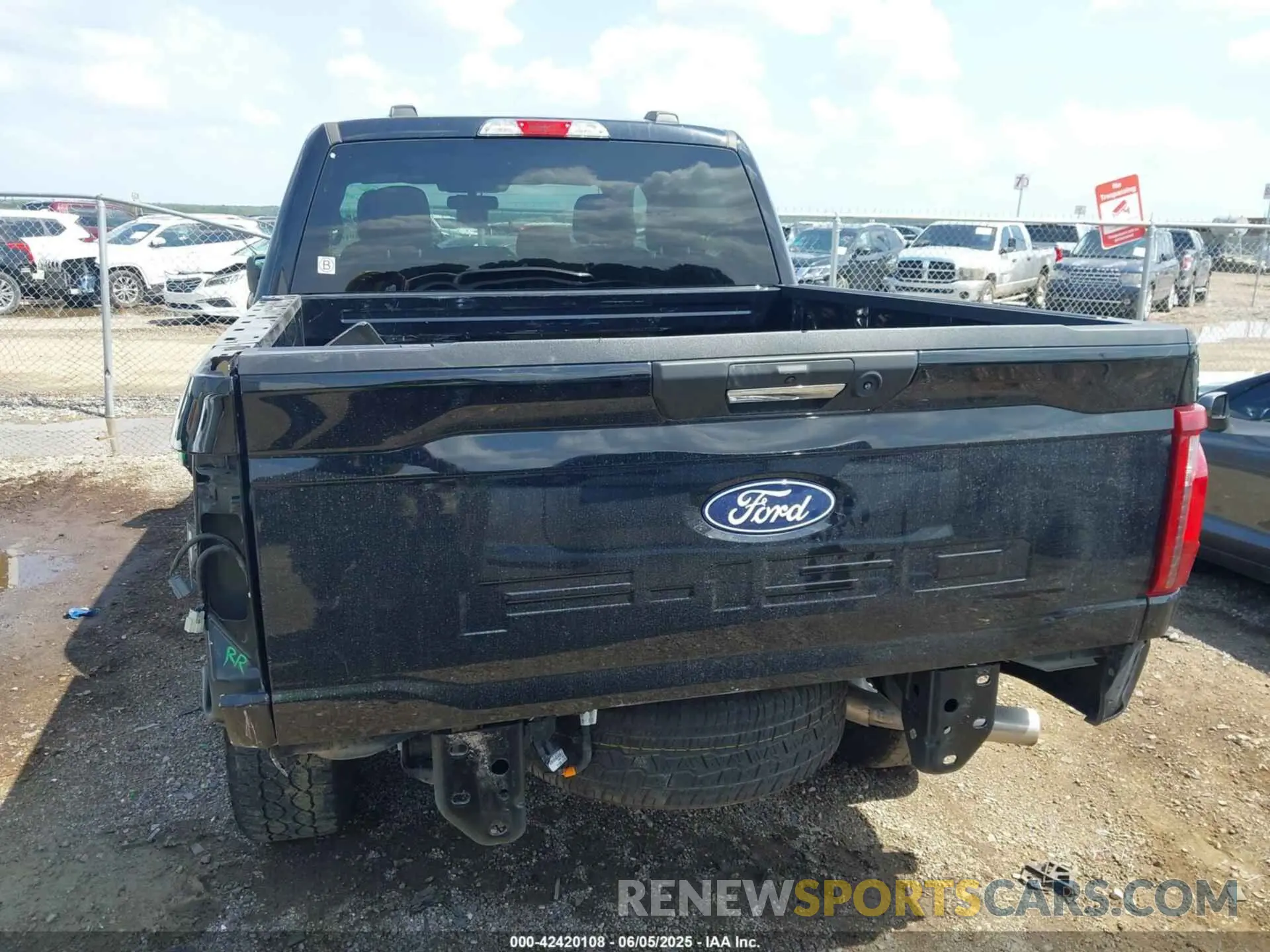 17 Photograph of a damaged car 1FTFW3LD1RFA06621 FORD F-150 2024