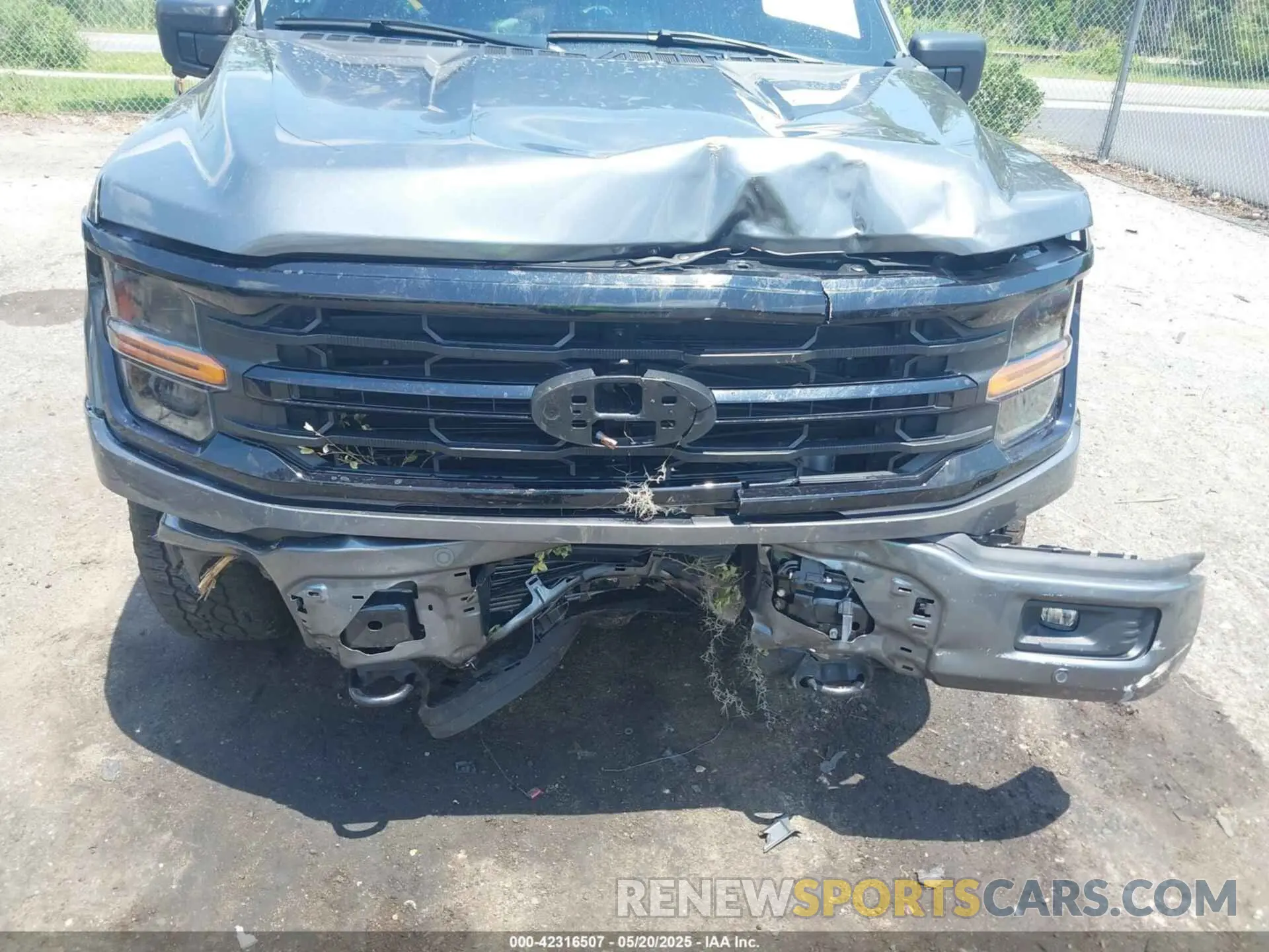 6 Photograph of a damaged car 1FTFW3LD2RFB05741 FORD F-150 2024