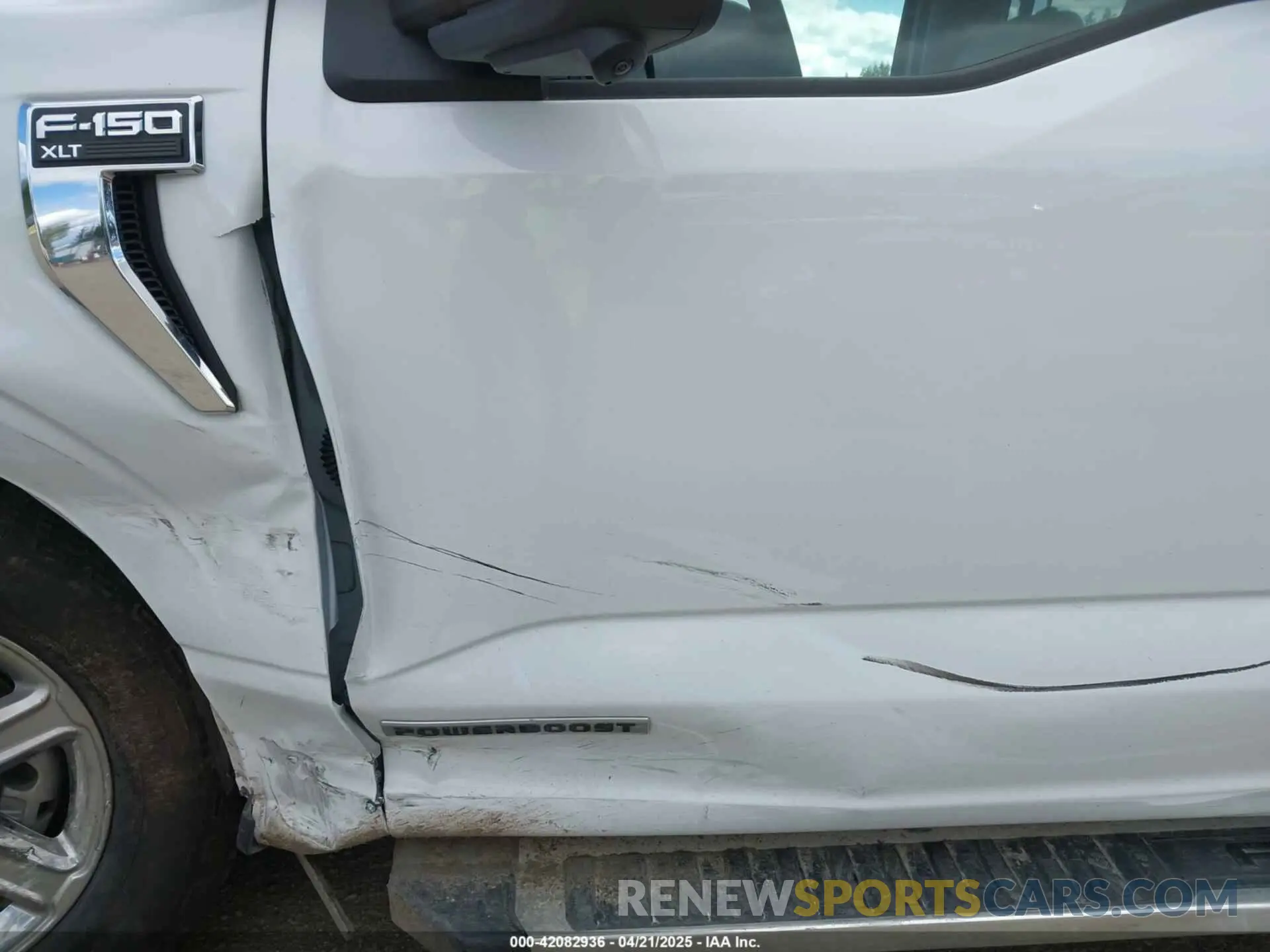 17 Photograph of a damaged car 1FTFW3LD4RFA19847 FORD F-150 2024