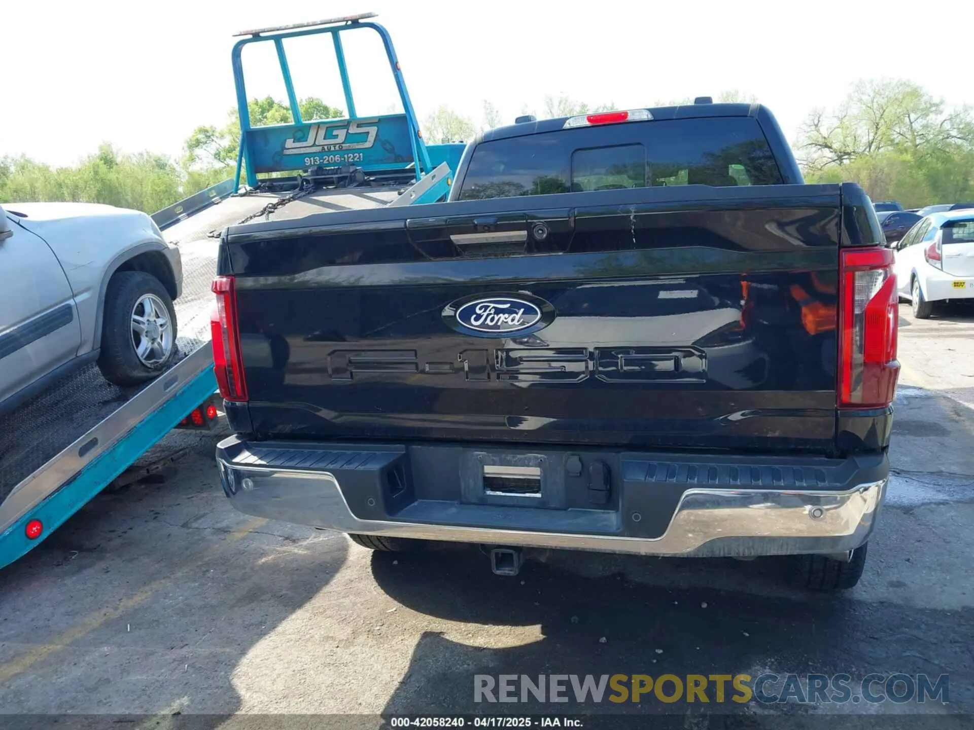 16 Photograph of a damaged car 1FTFW3LD6RFA20739 FORD F-150 2024