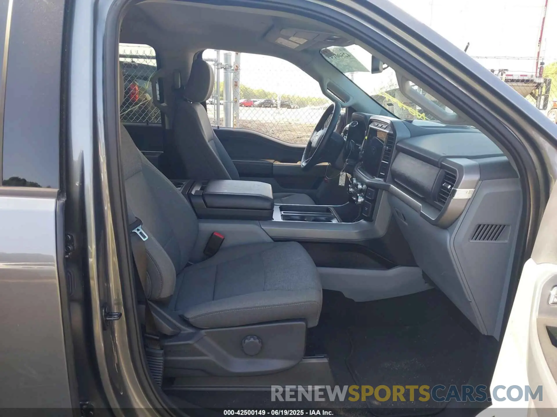 5 Photograph of a damaged car 1FTFW3LD7RFA26114 FORD F-150 2024