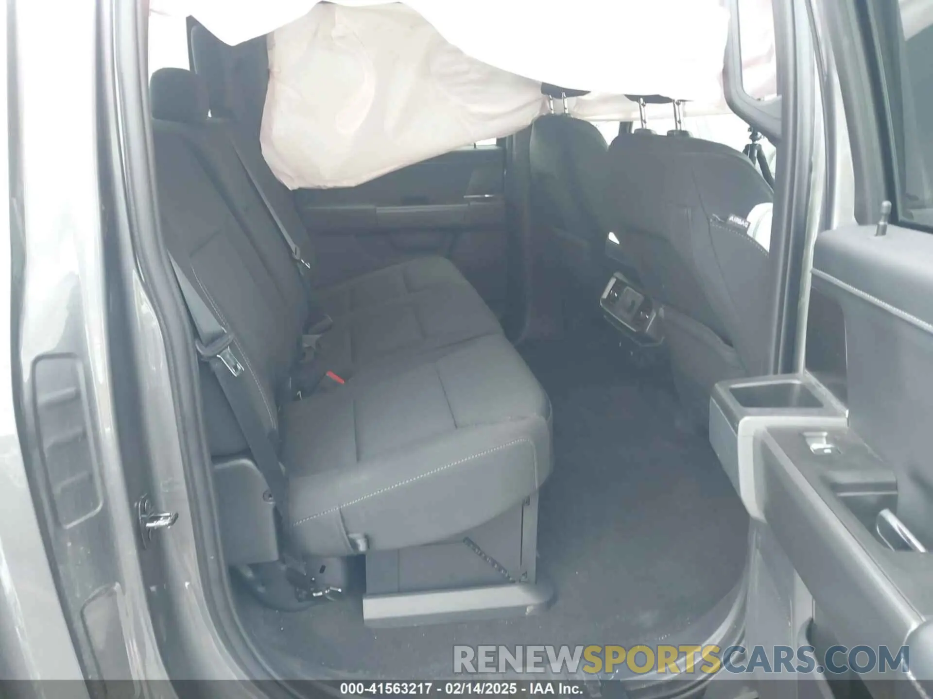 8 Photograph of a damaged car 1FTFW3LD8RFA09158 FORD F-150 2024