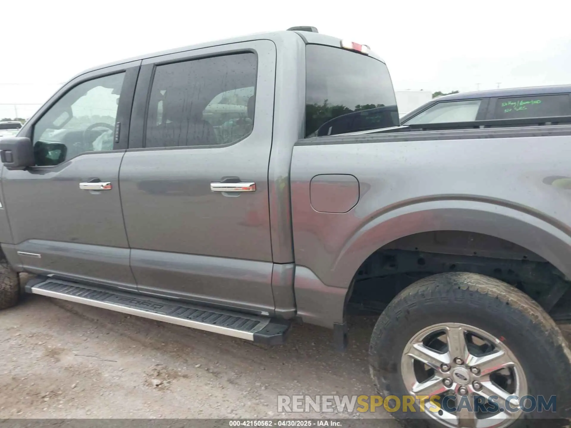 13 Photograph of a damaged car 1FTFW3LD8RFA75614 FORD F-150 2024