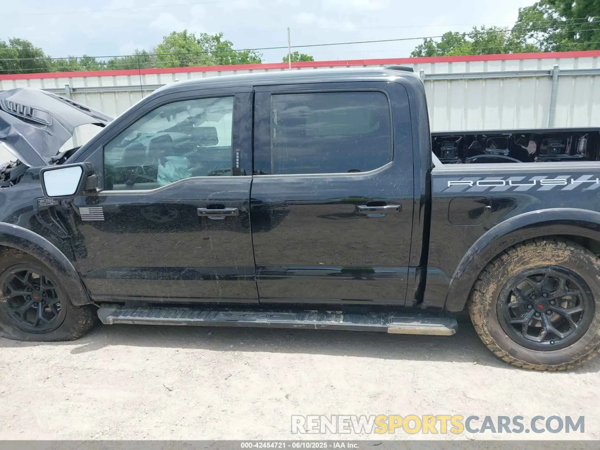 15 Photograph of a damaged car 1FTFW5L56RFB01146 FORD F-150 2024
