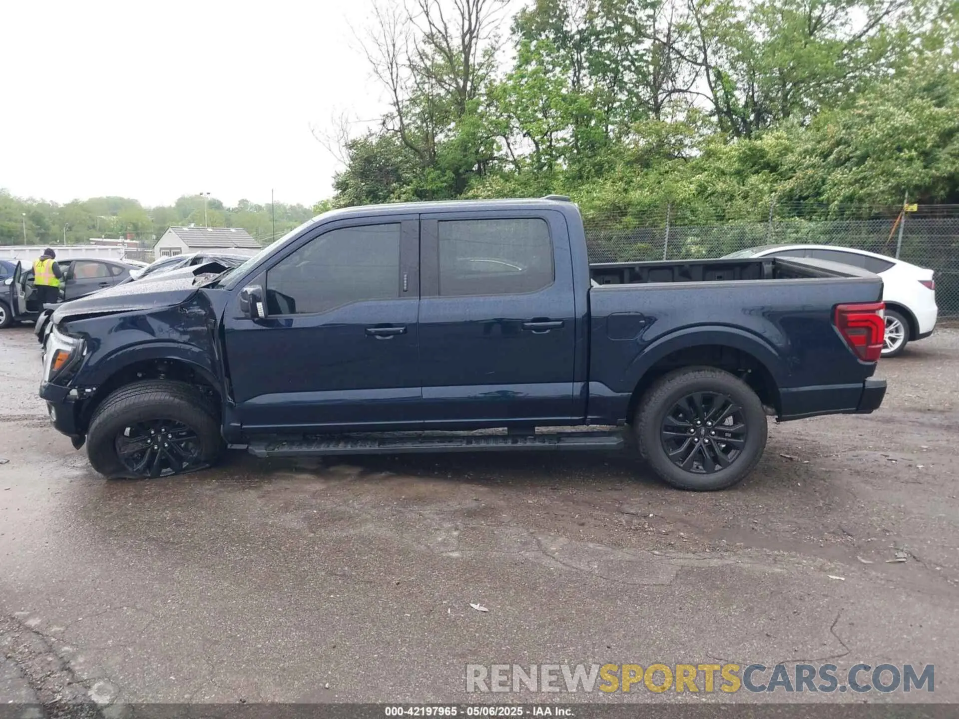 15 Photograph of a damaged car 1FTFW5L85RFB90881 FORD F-150 2024