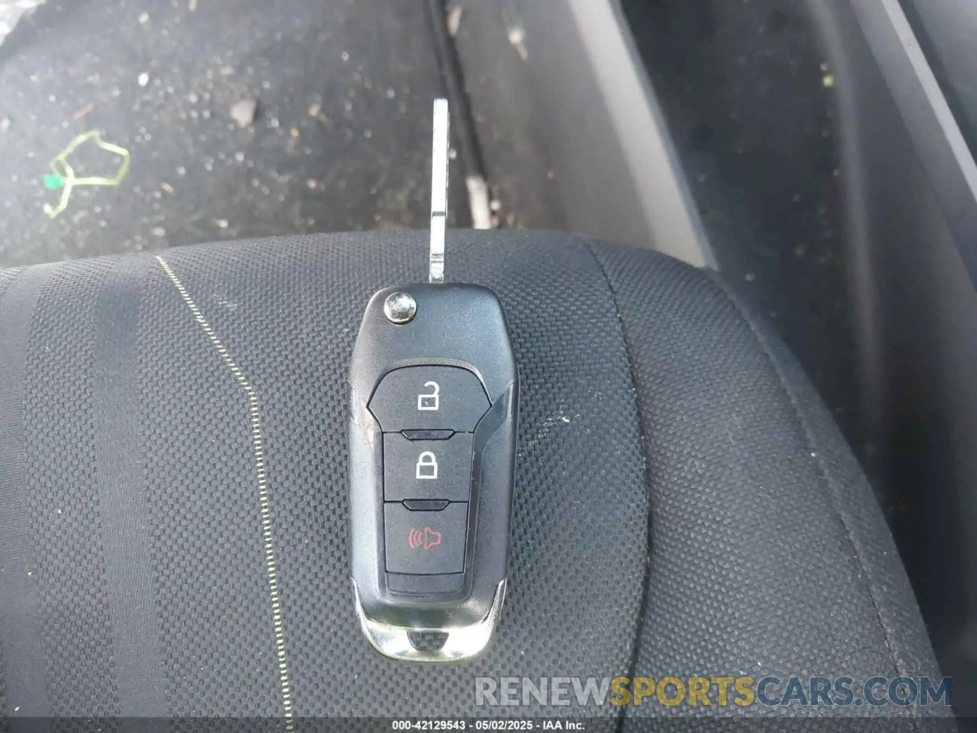 11 Photograph of a damaged car 1FTFX2L51RKE76915 FORD F-150 2024