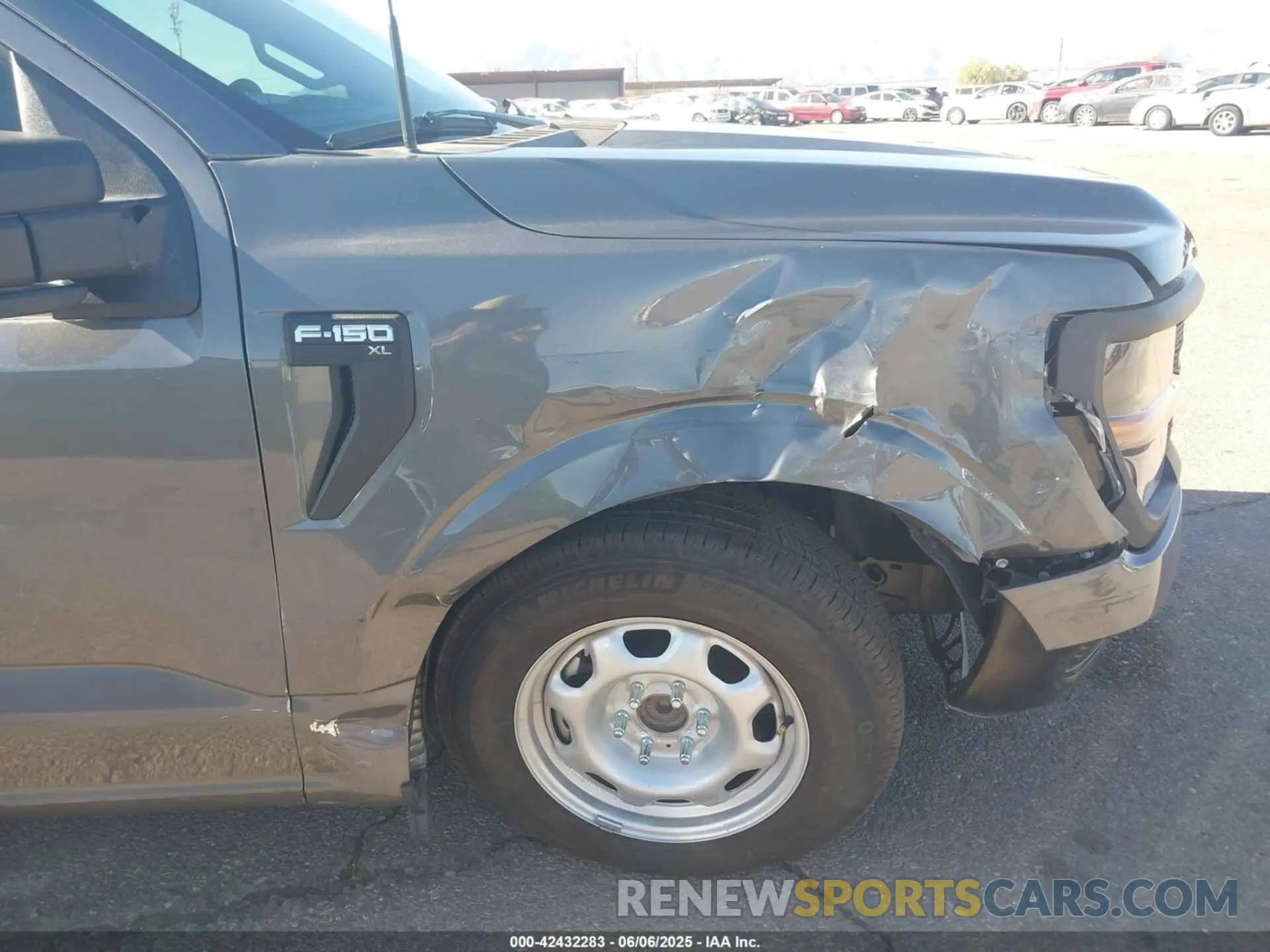 18 Photograph of a damaged car 1FTMF1K52RKF03500 FORD F-150 2024