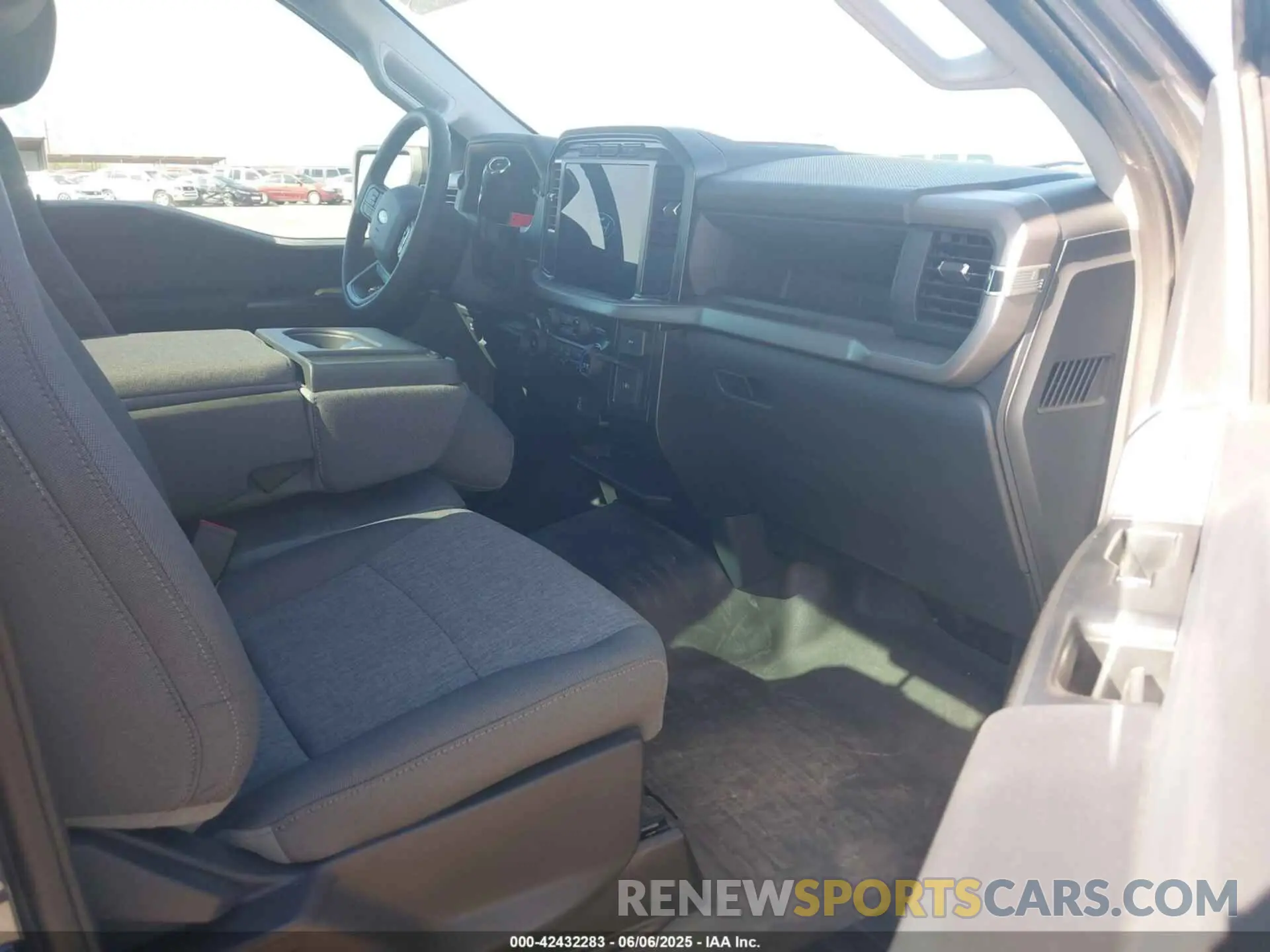 5 Photograph of a damaged car 1FTMF1K52RKF03500 FORD F-150 2024