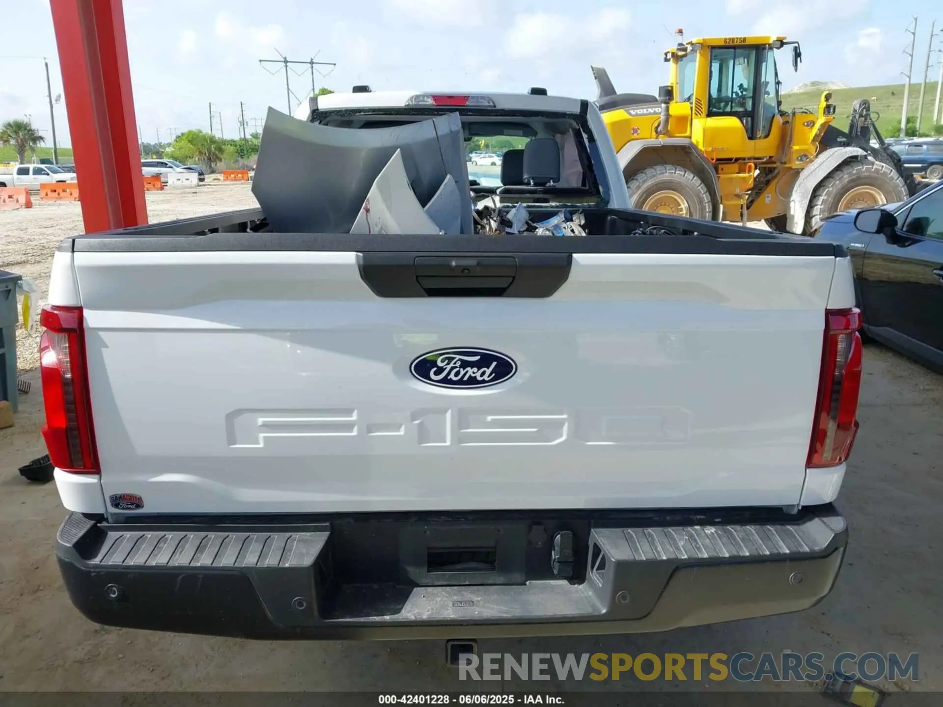 16 Photograph of a damaged car 1FTMF1KP9RKE39974 FORD F-150 2024