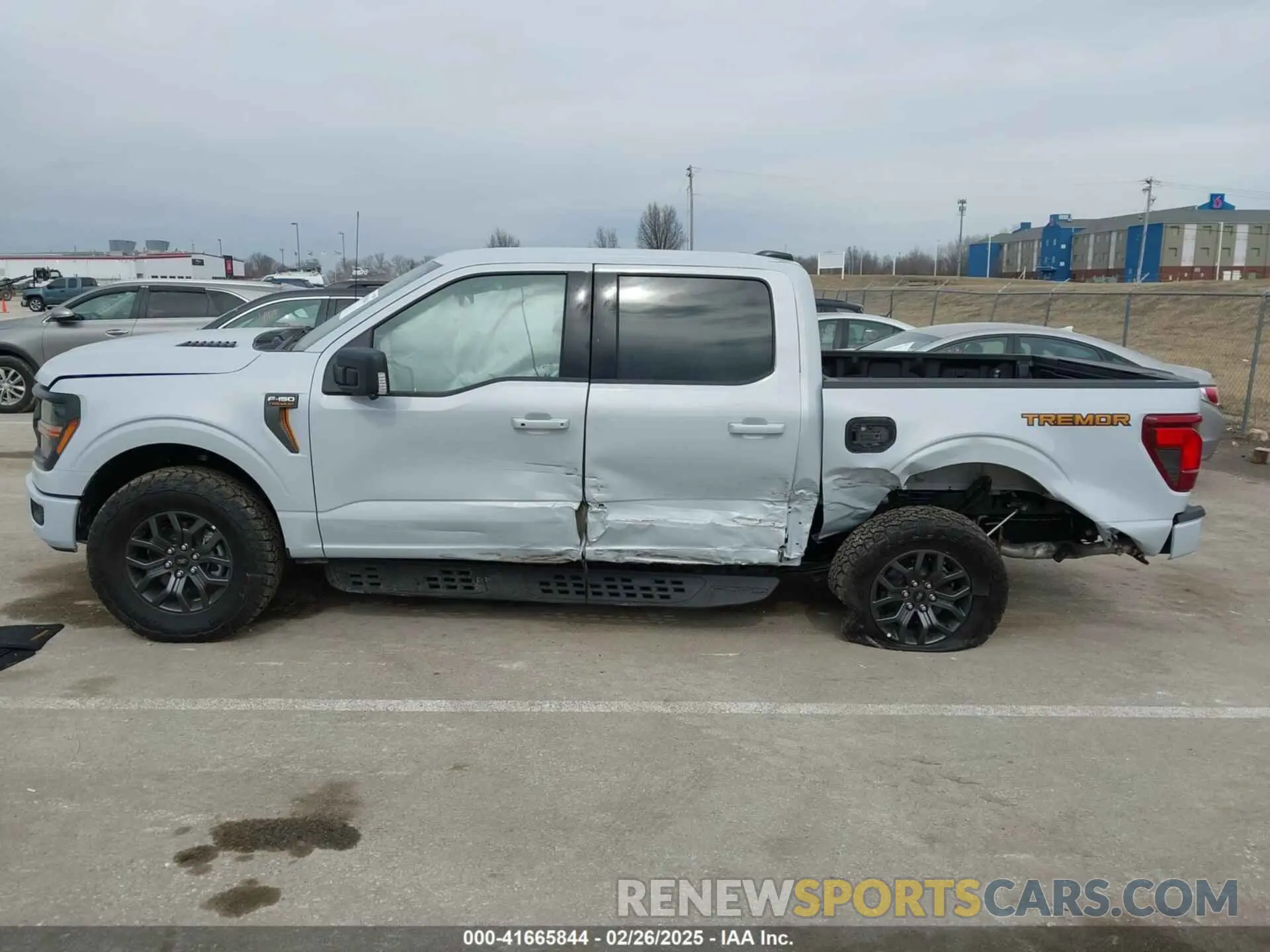 14 Photograph of a damaged car 1FTFW4L53SFA14787 FORD F-150 2025