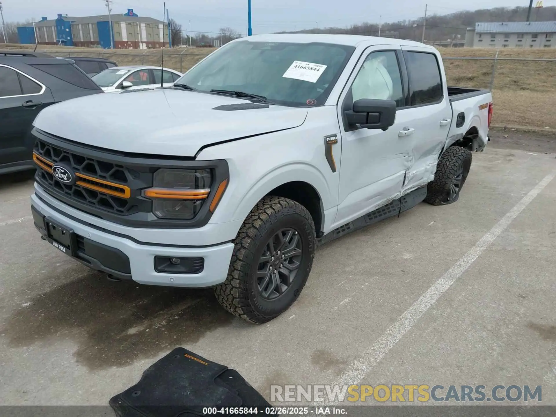 2 Photograph of a damaged car 1FTFW4L53SFA14787 FORD F-150 2025