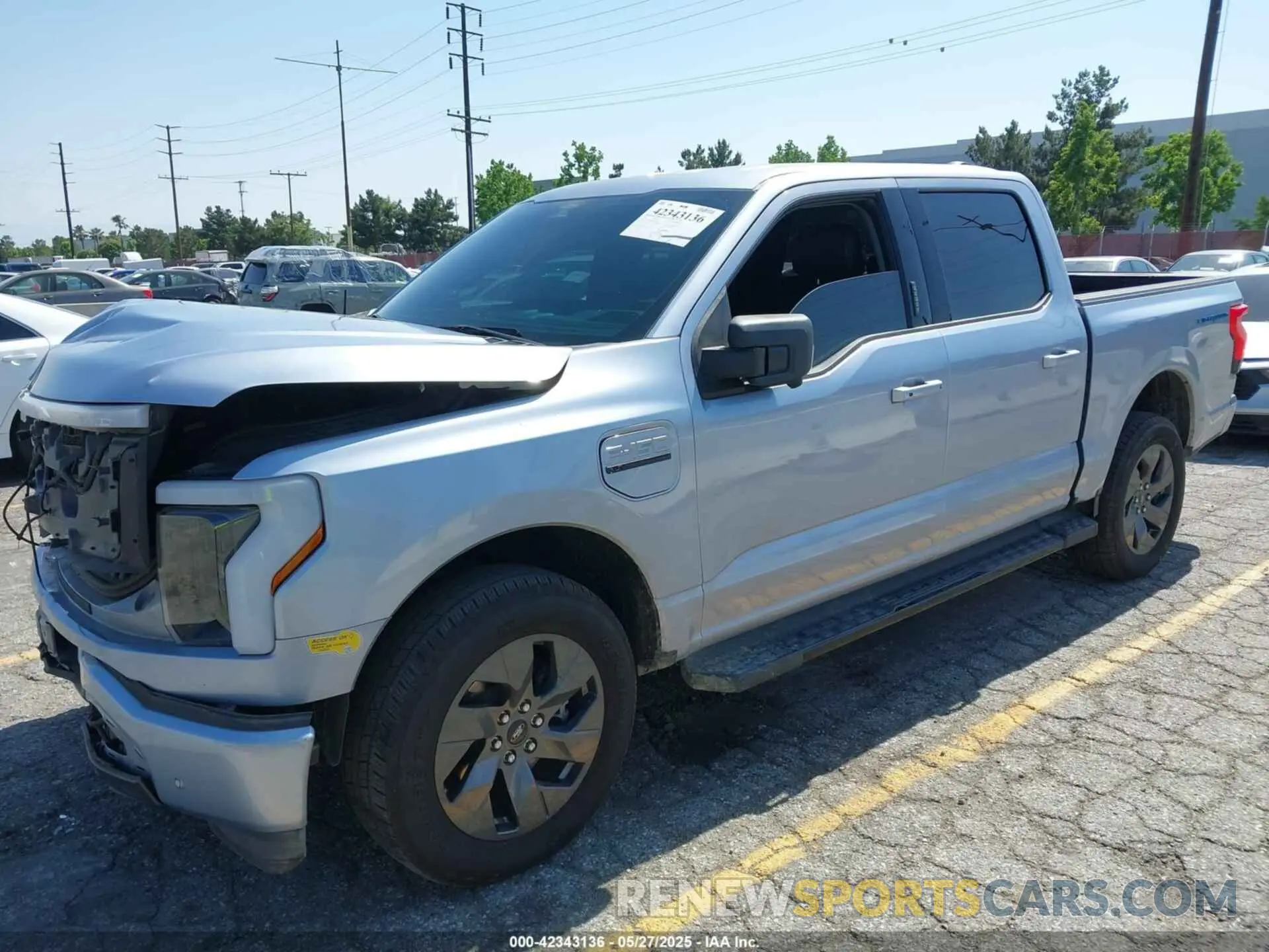 2 Photograph of a damaged car 1FT6W1EV0NWG05515 FORD F-150 LIGHTNING 2022