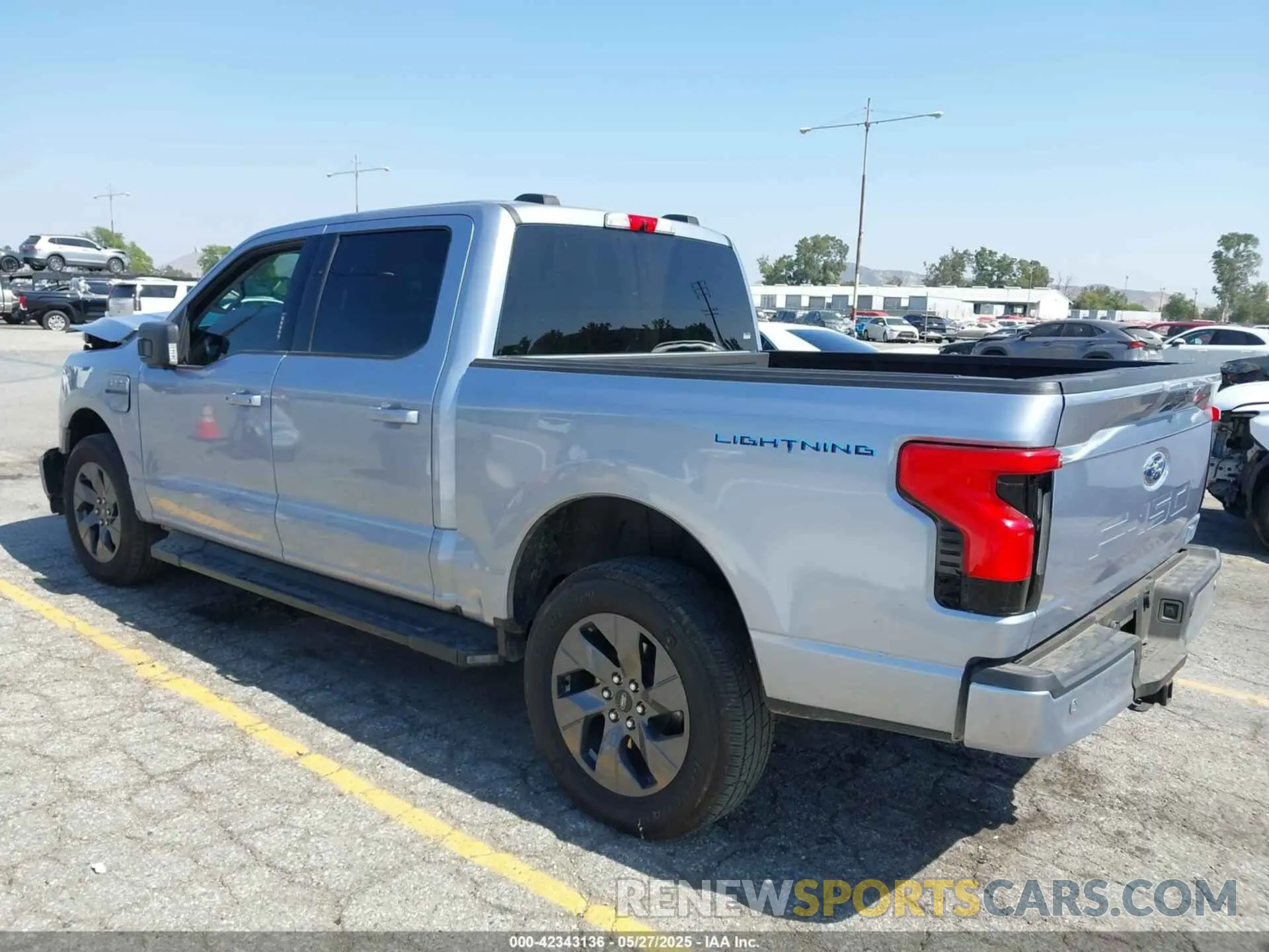 3 Photograph of a damaged car 1FT6W1EV0NWG05515 FORD F-150 LIGHTNING 2022