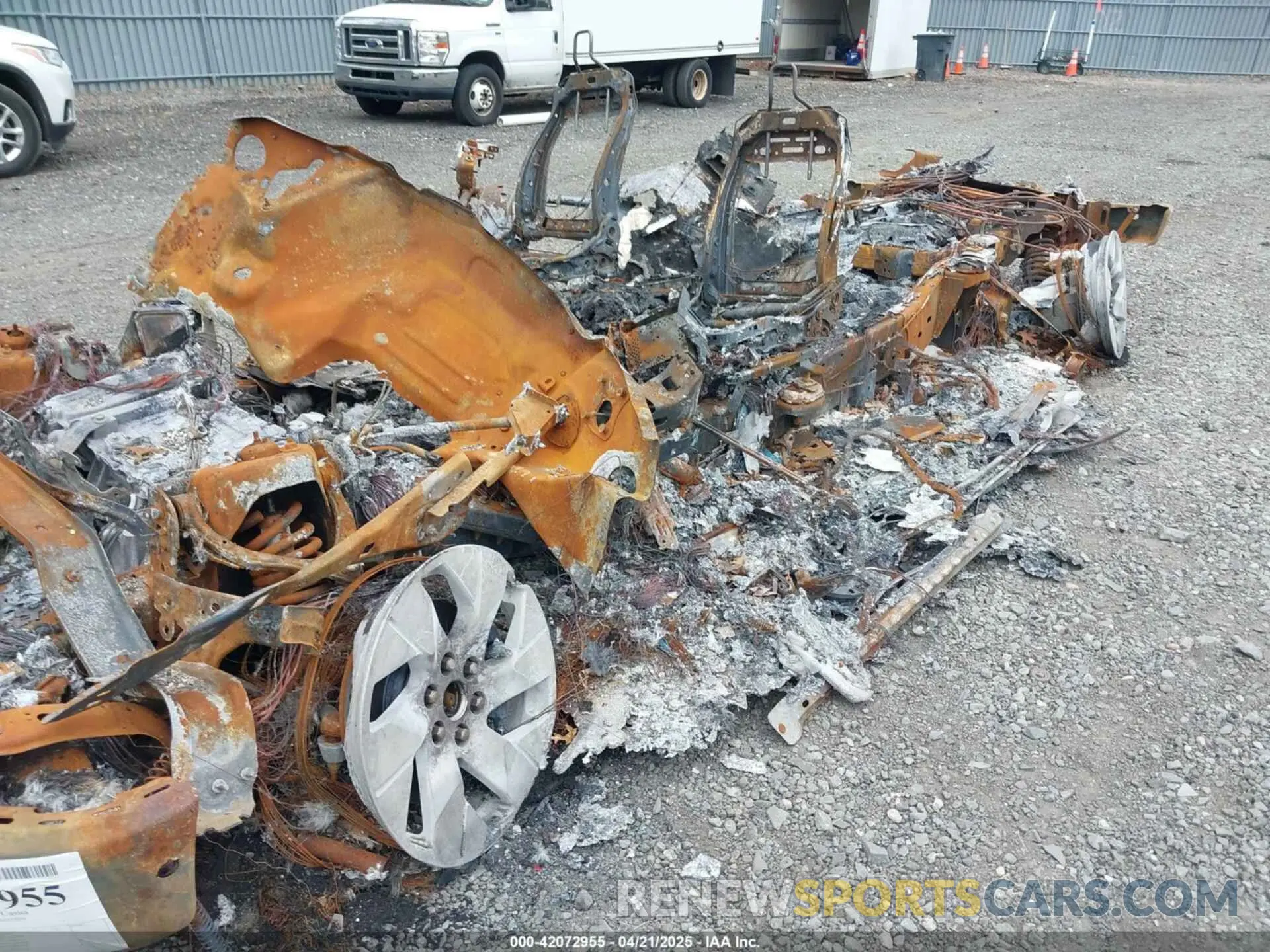 6 Photograph of a damaged car 1FT6W1EV8NWG14155 FORD F-150 LIGHTNING 2022