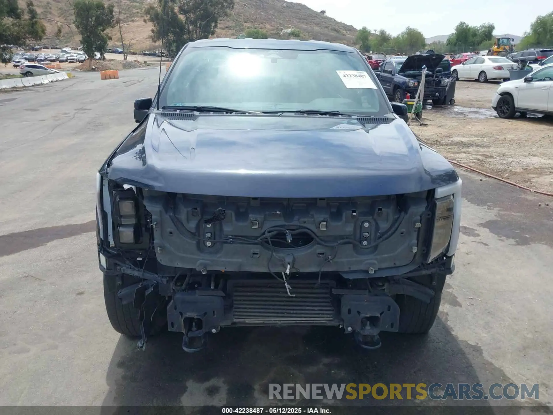11 Photograph of a damaged car 1FTVW1EL8NWG14716 FORD F-150 LIGHTNING 2022