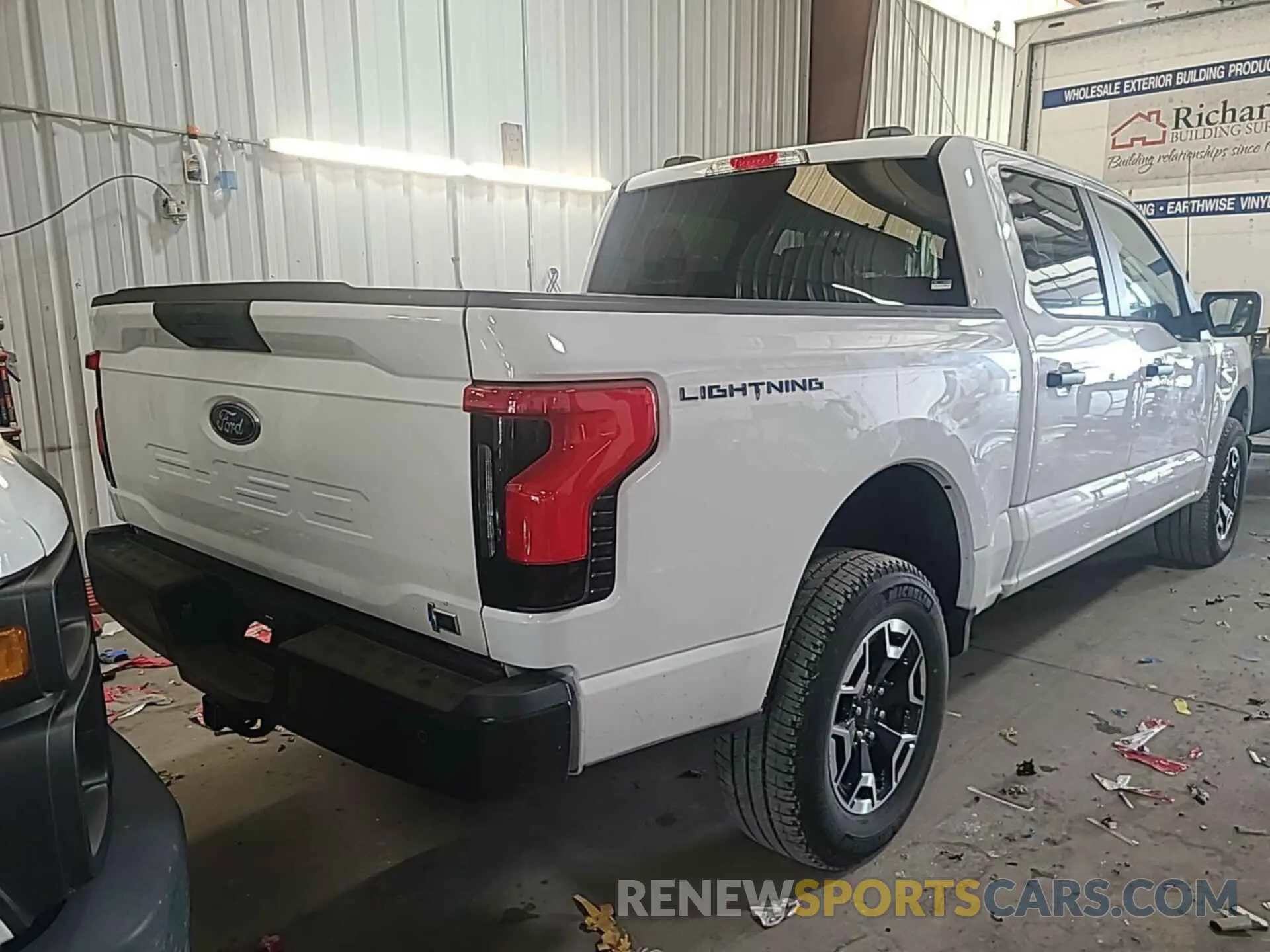 10 Photograph of a damaged car 1FTVW1ELXNWG14877 FORD F-150 LIGHTNING 2022
