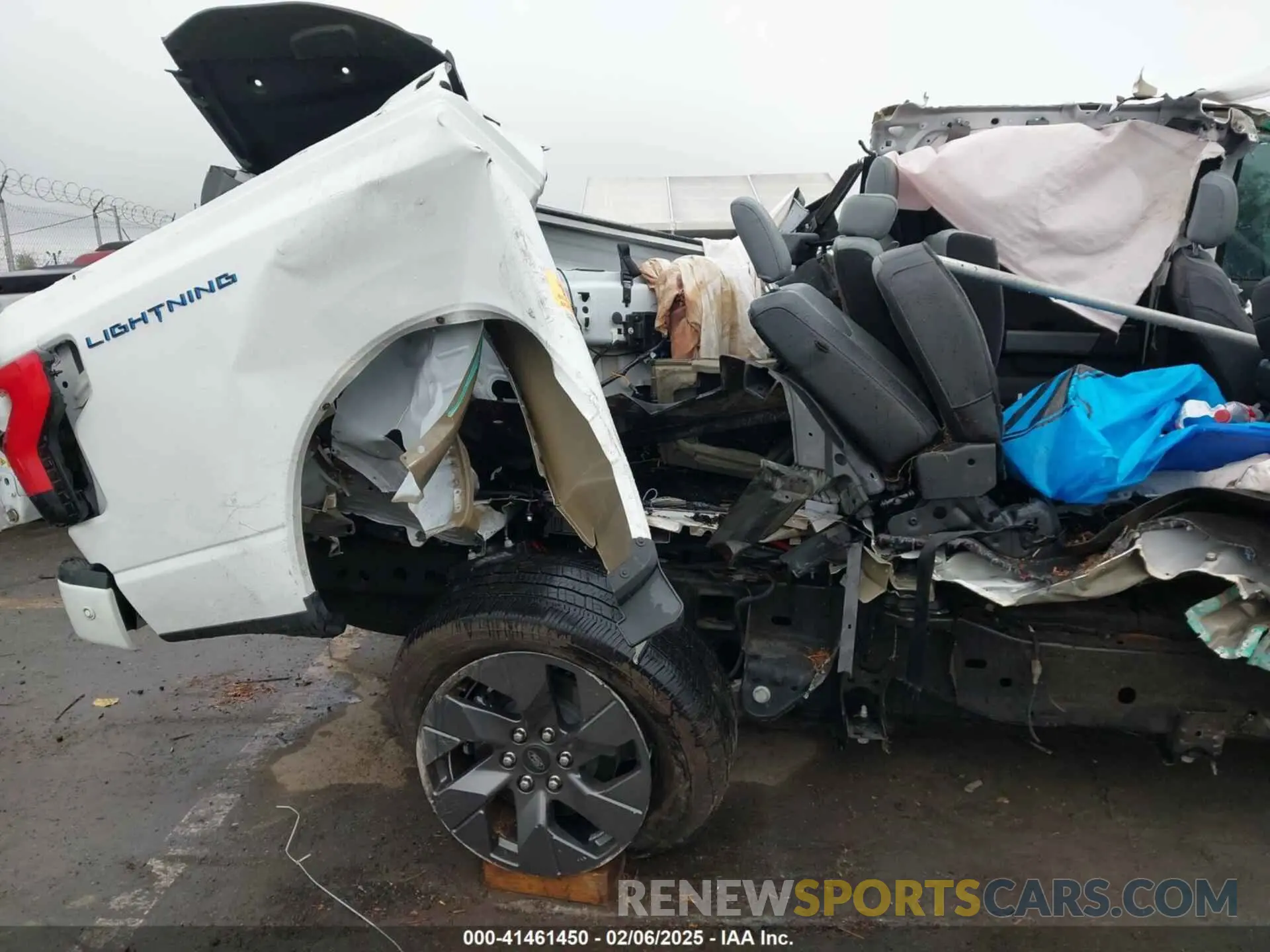 14 Photograph of a damaged car 1FT6W1EV8PWG05765 FORD F-150 LIGHTNING 2023
