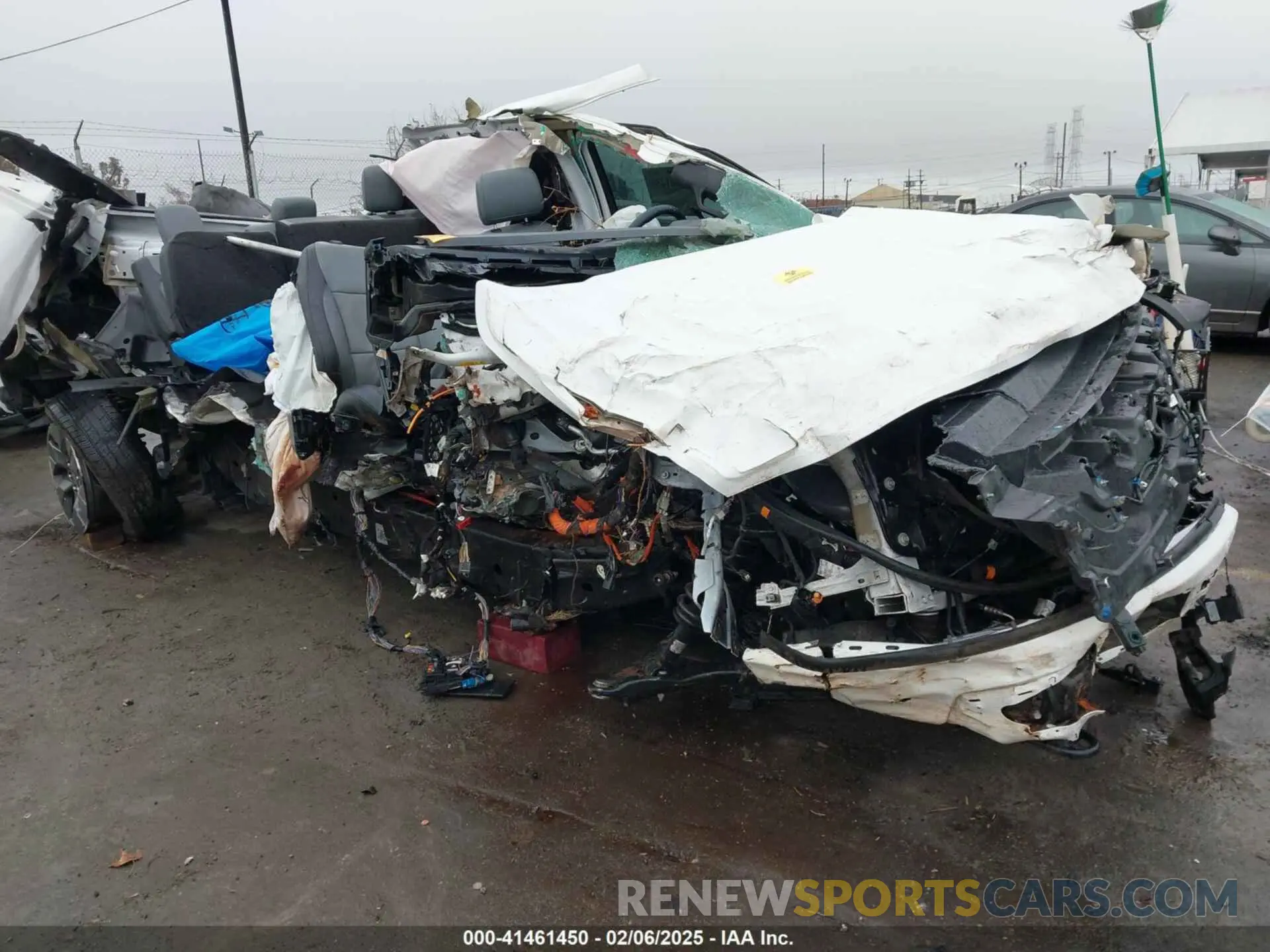 6 Photograph of a damaged car 1FT6W1EV8PWG05765 FORD F-150 LIGHTNING 2023