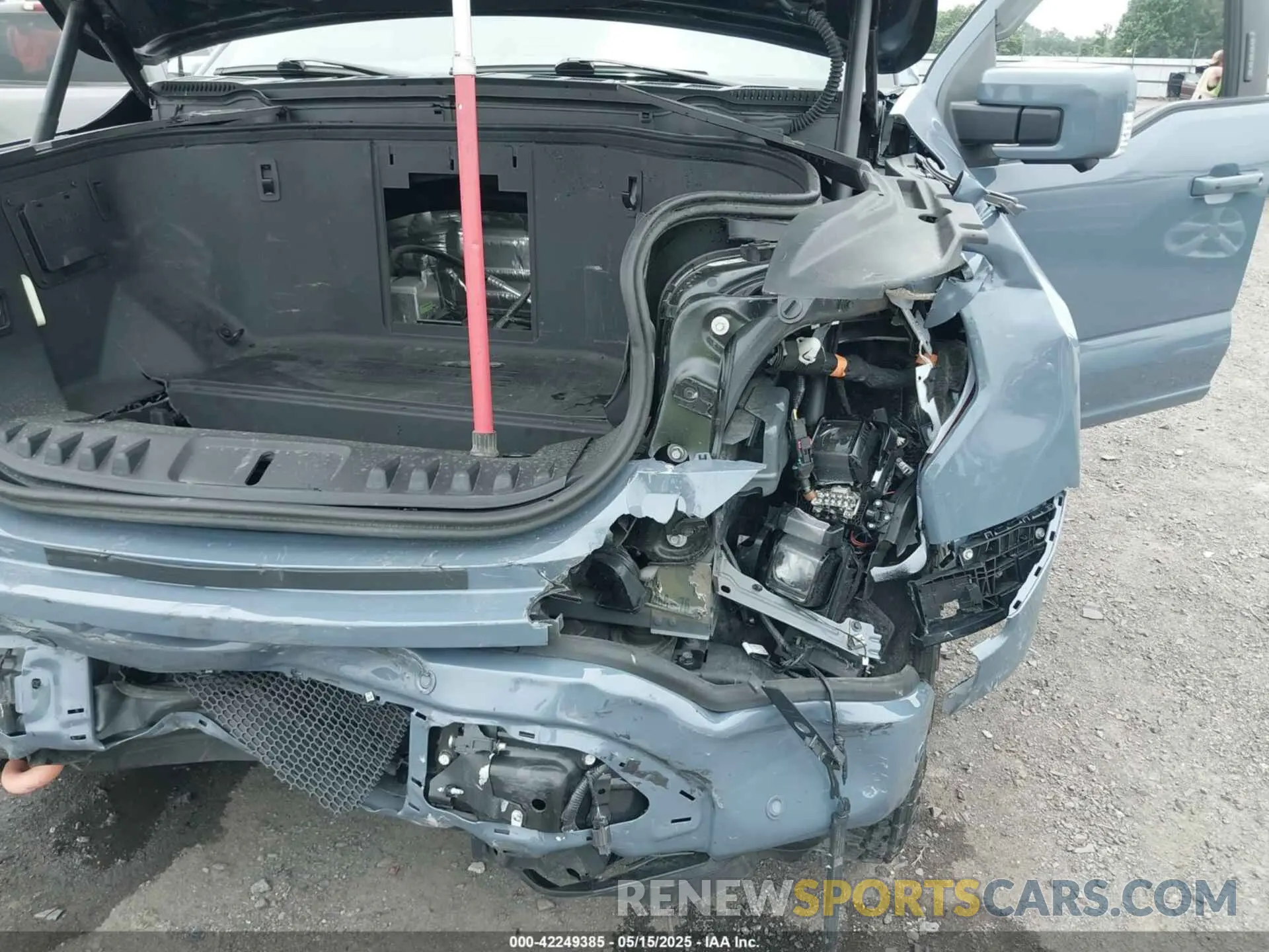 6 Photograph of a damaged car 1FT6W1EVXPWG53591 FORD F-150 LIGHTNING 2023