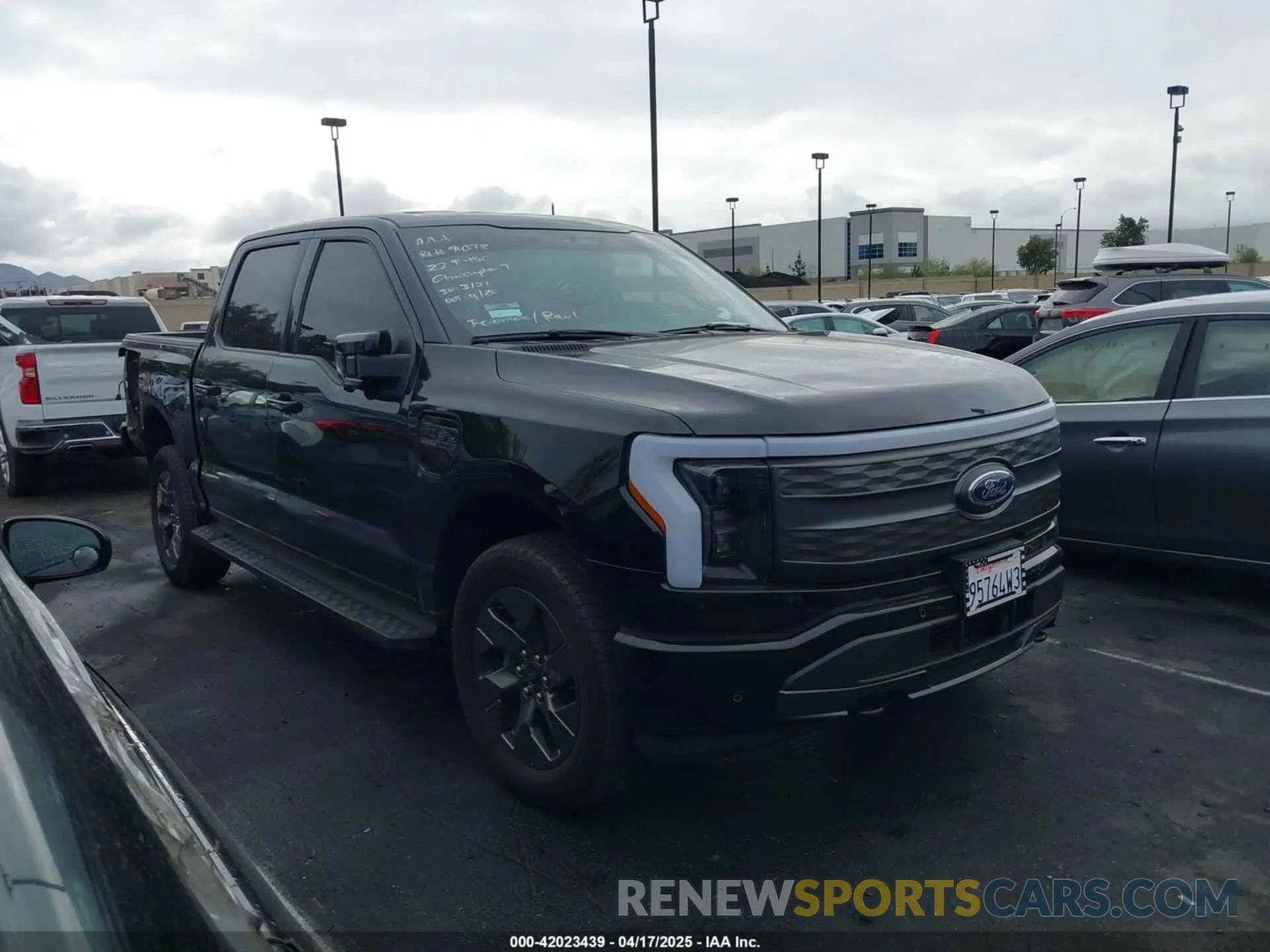 14 Photograph of a damaged car 1FTVW1EL0PWG29715 FORD F-150 LIGHTNING 2023