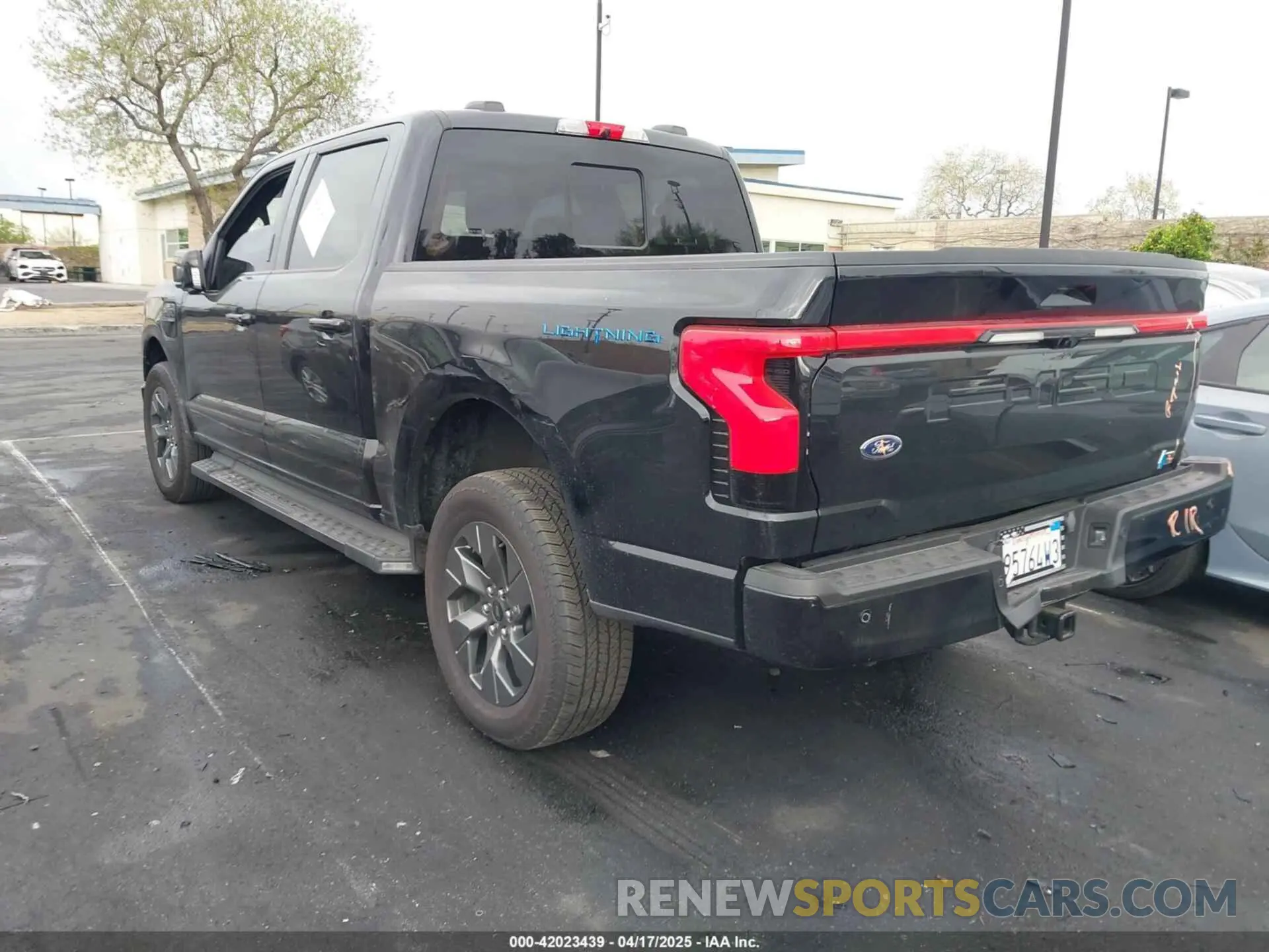 3 Photograph of a damaged car 1FTVW1EL0PWG29715 FORD F-150 LIGHTNING 2023