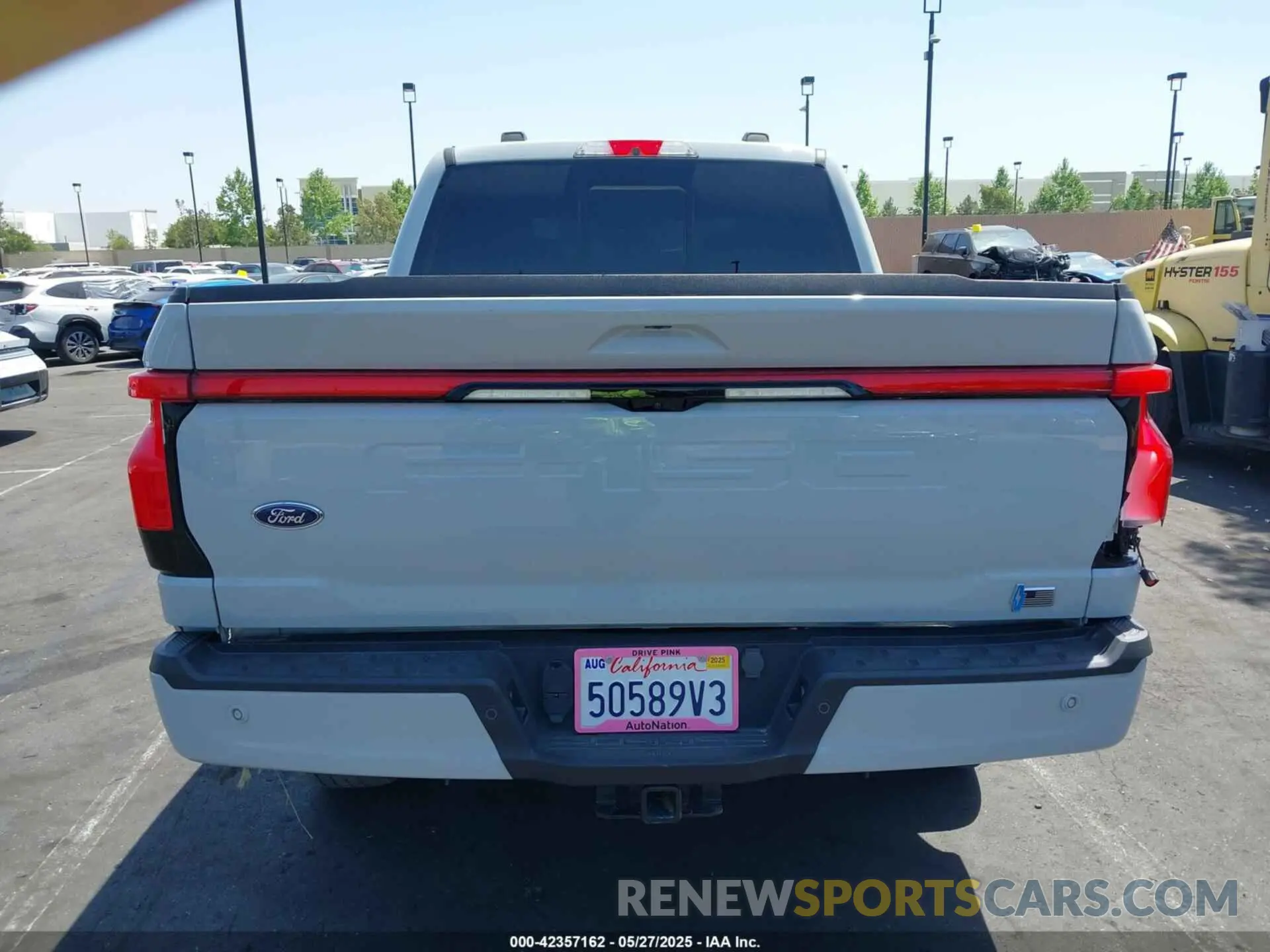 17 Photograph of a damaged car 1FTVW1EL3PWG20829 FORD F-150 LIGHTNING 2023