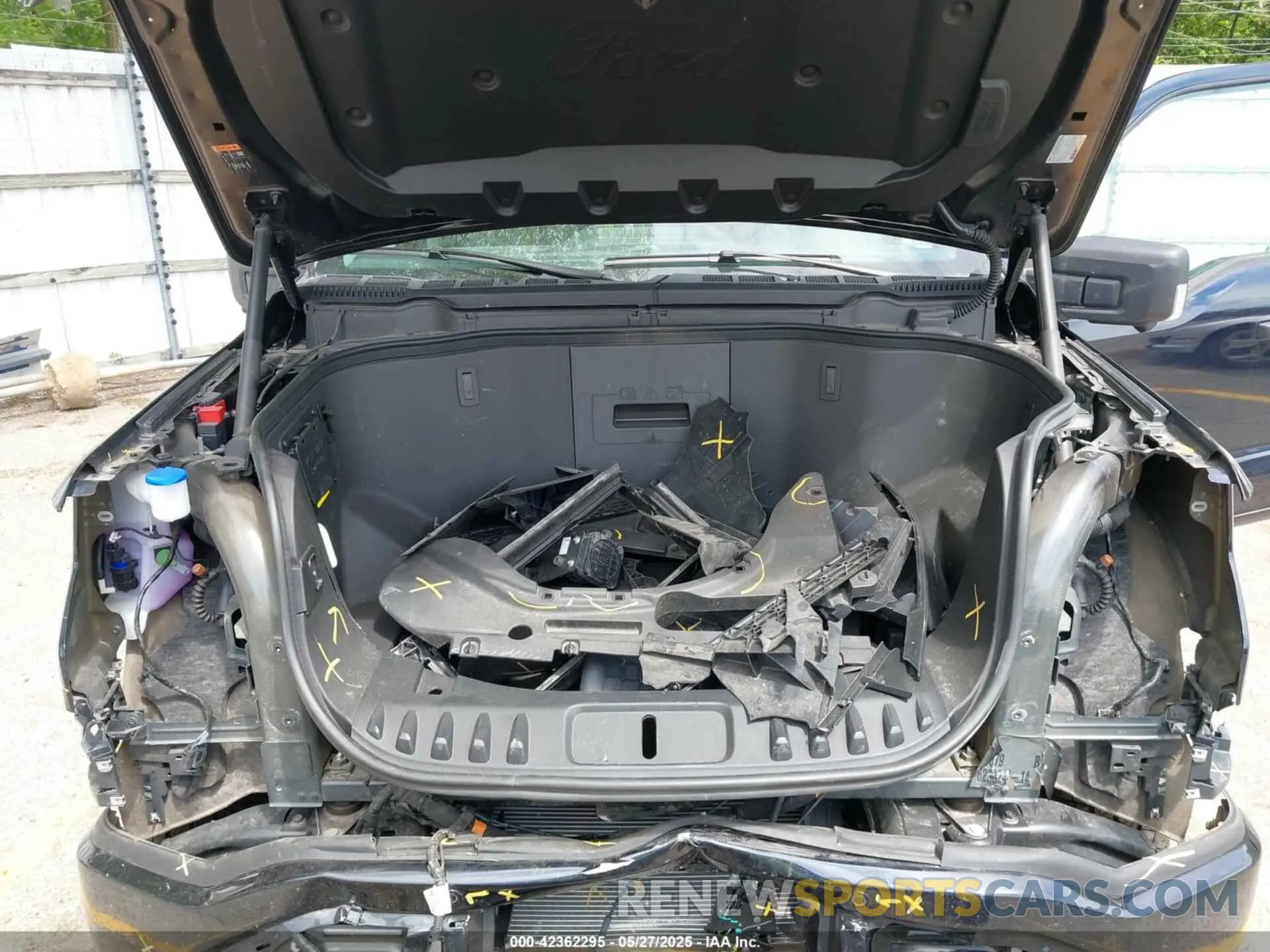 10 Photograph of a damaged car 1FTVW1EL6PWG30061 FORD F-150 LIGHTNING 2023
