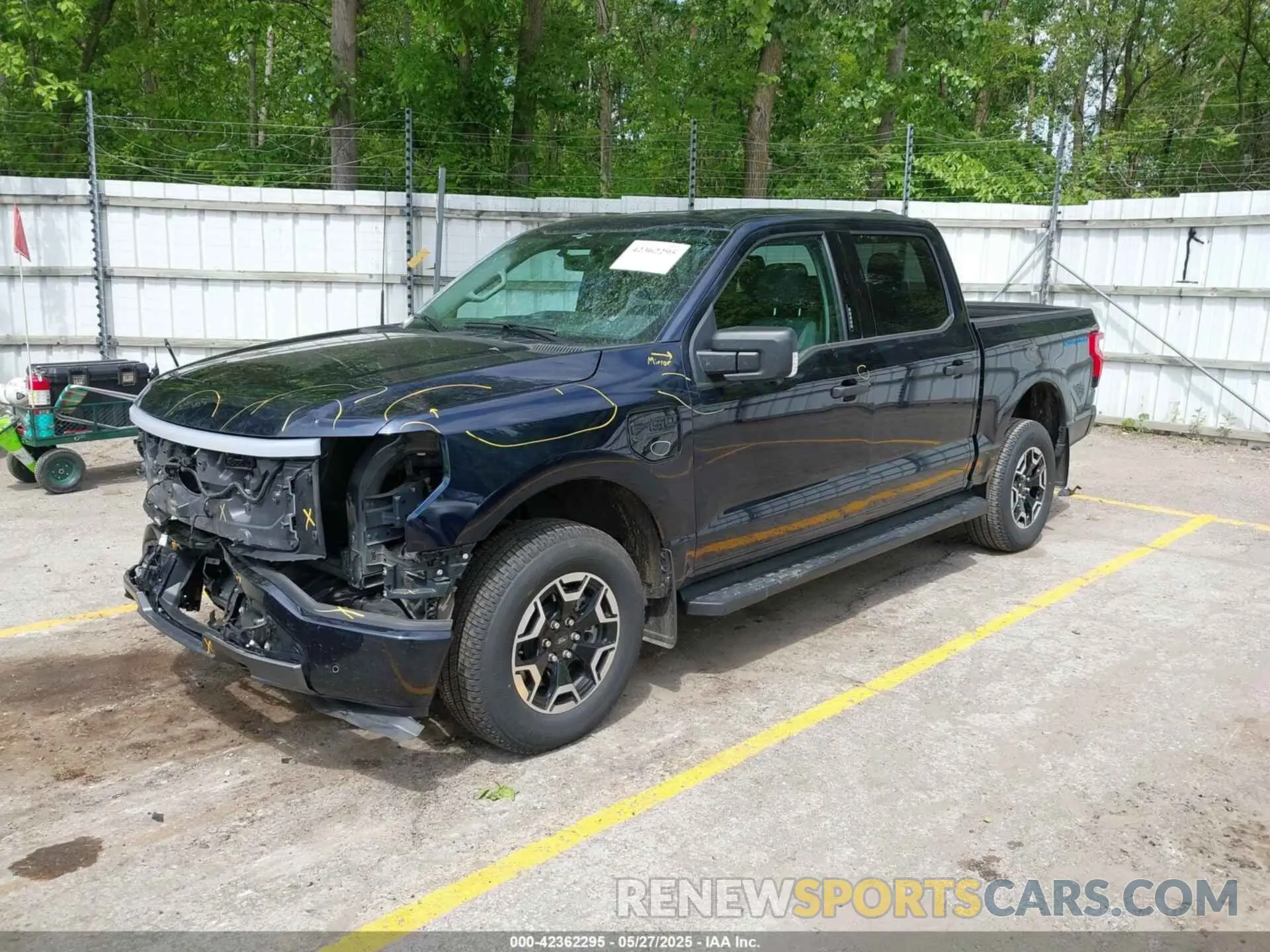 2 Photograph of a damaged car 1FTVW1EL6PWG30061 FORD F-150 LIGHTNING 2023