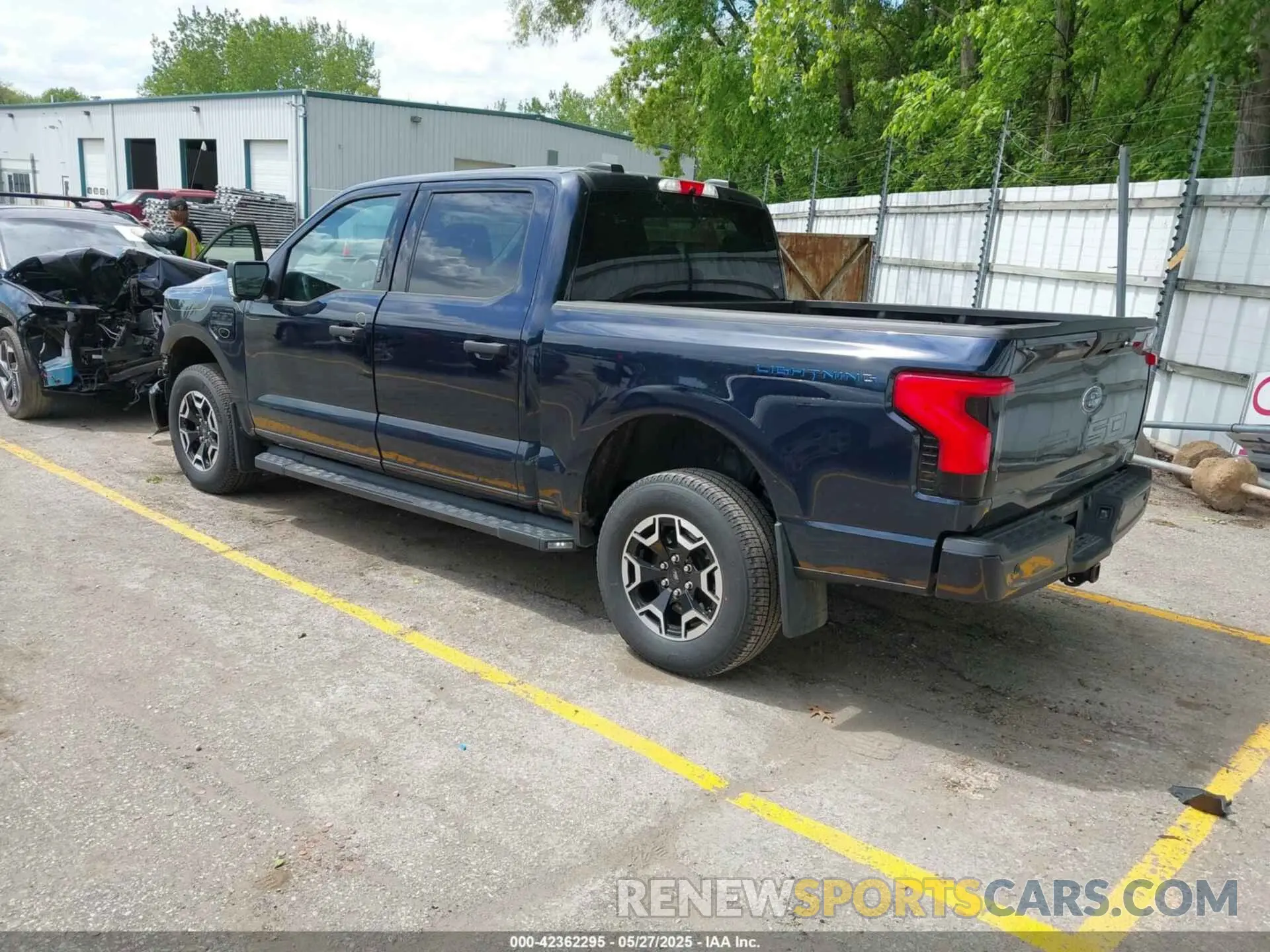 3 Photograph of a damaged car 1FTVW1EL6PWG30061 FORD F-150 LIGHTNING 2023