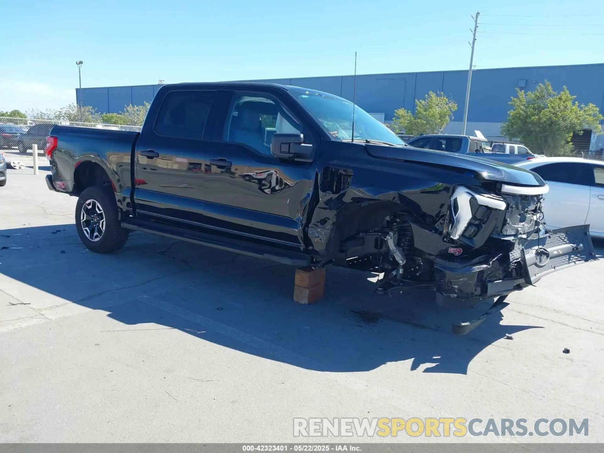 1 Photograph of a damaged car 1FTVW1EL6PWG60080 FORD F-150 LIGHTNING 2023