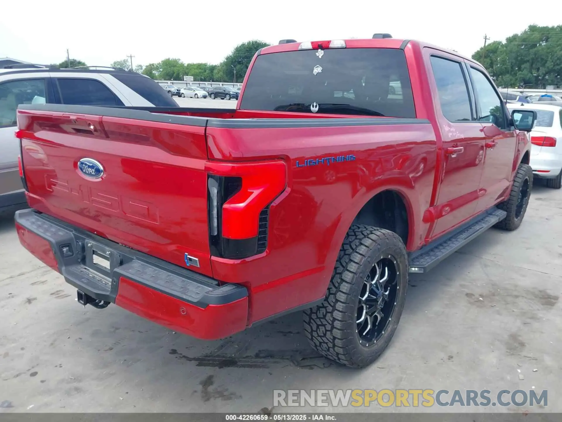 4 Photograph of a damaged car 1FTVW1EL8PWG33656 FORD F-150 LIGHTNING 2023