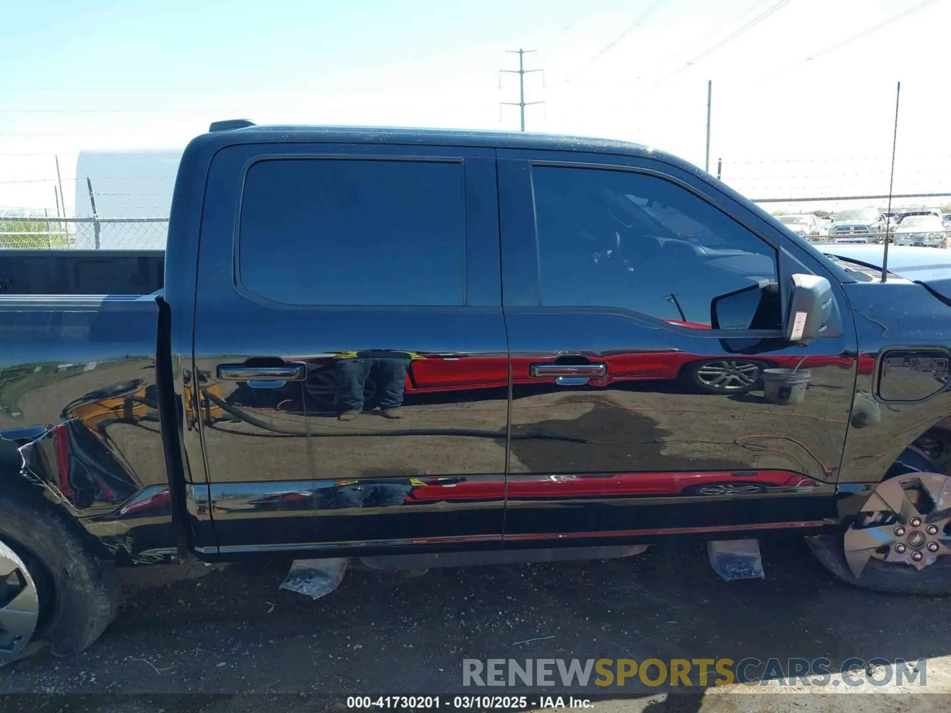 13 Photograph of a damaged car 1FTVW1EV0PWG52297 FORD F-150 LIGHTNING 2023