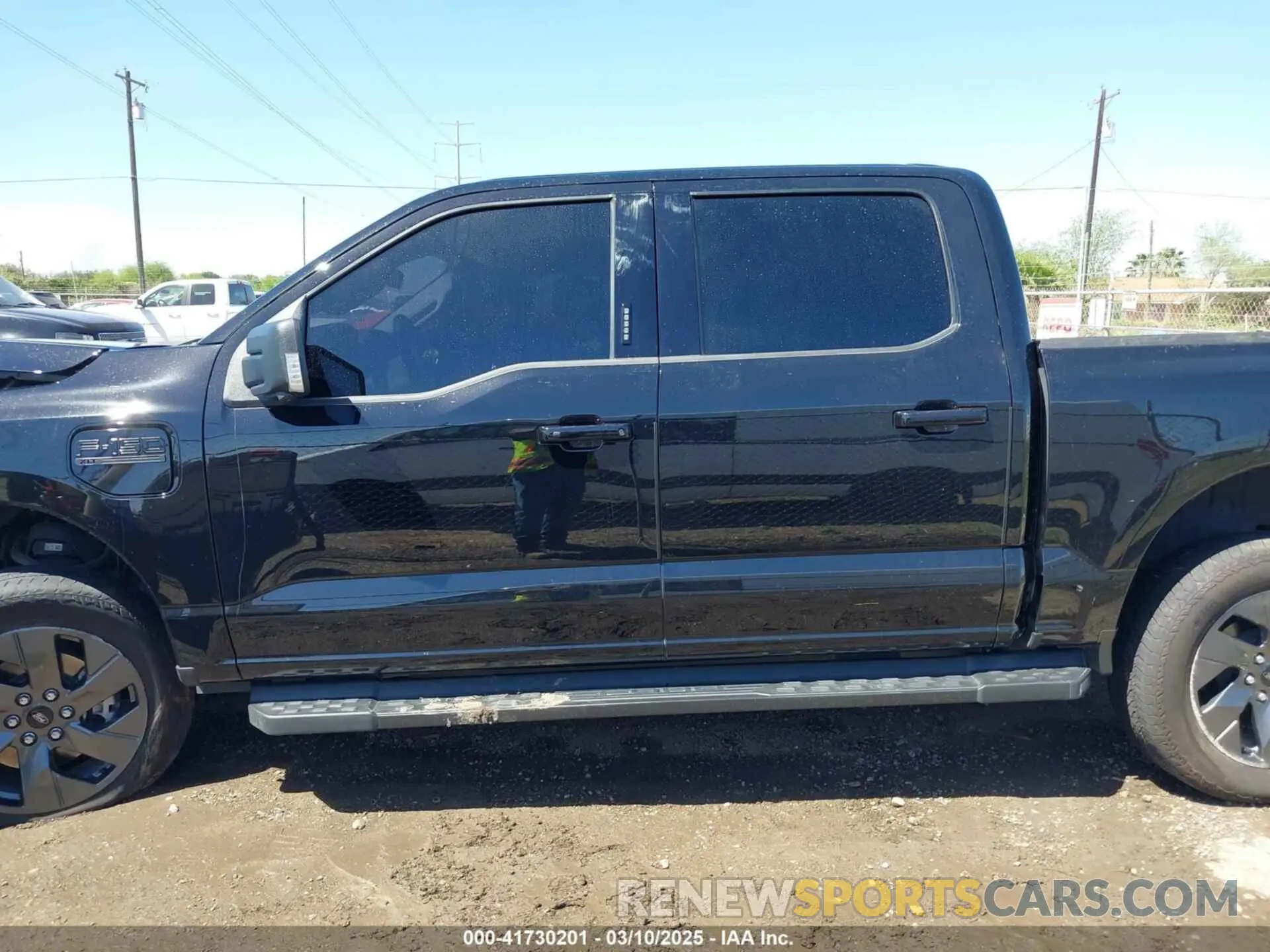 14 Photograph of a damaged car 1FTVW1EV0PWG52297 FORD F-150 LIGHTNING 2023