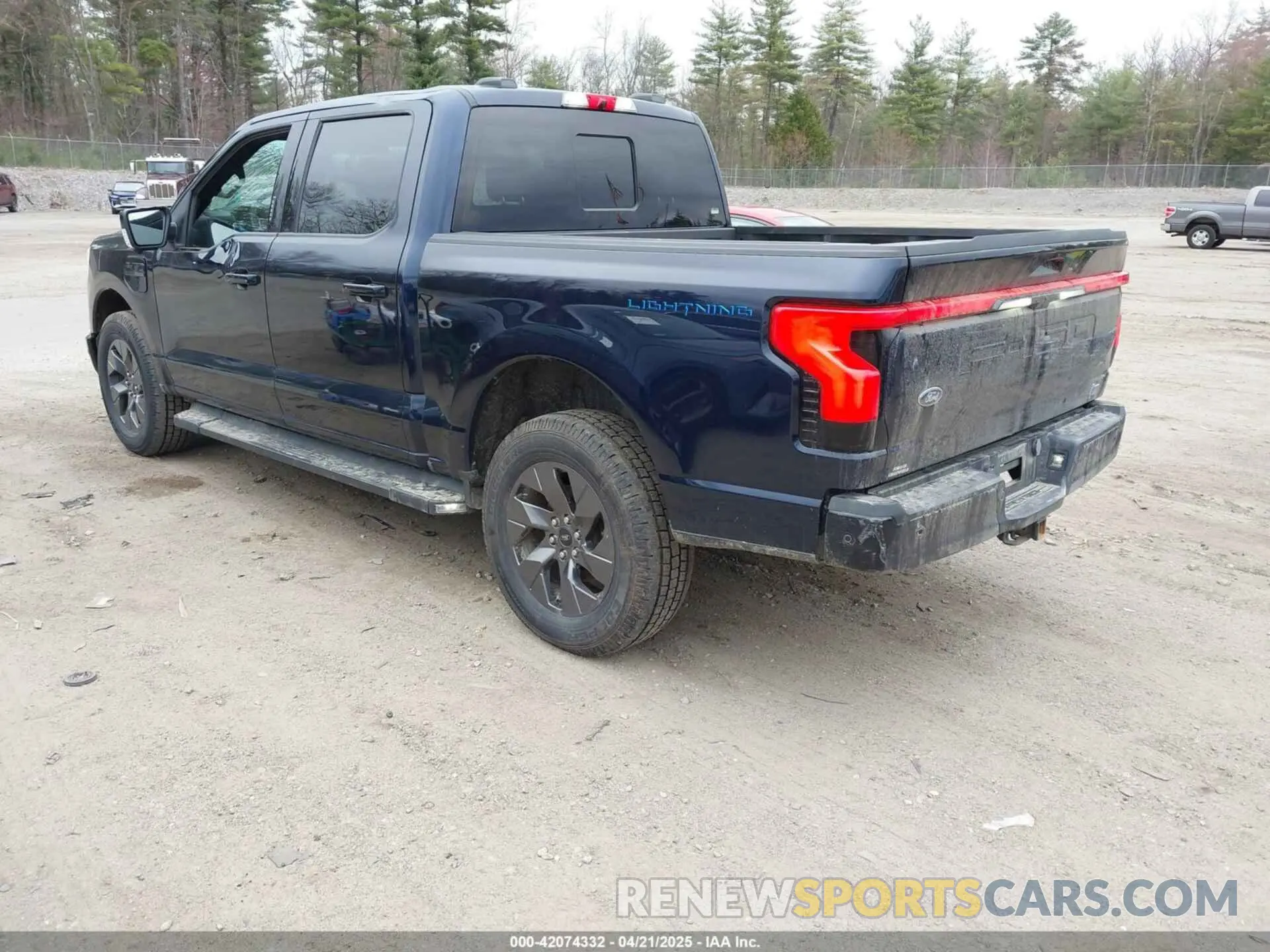 3 Photograph of a damaged car 1FTVW1EV3PWG21724 FORD F-150 LIGHTNING 2023