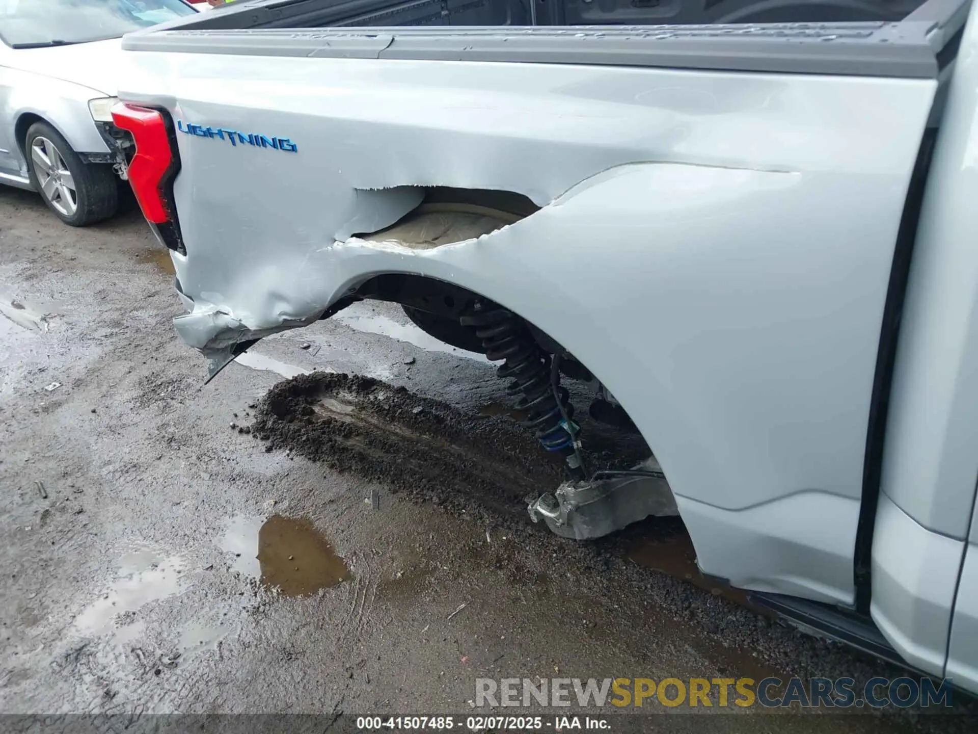 20 Photograph of a damaged car 1FTVW1EV3PWG60491 FORD F-150 LIGHTNING 2023