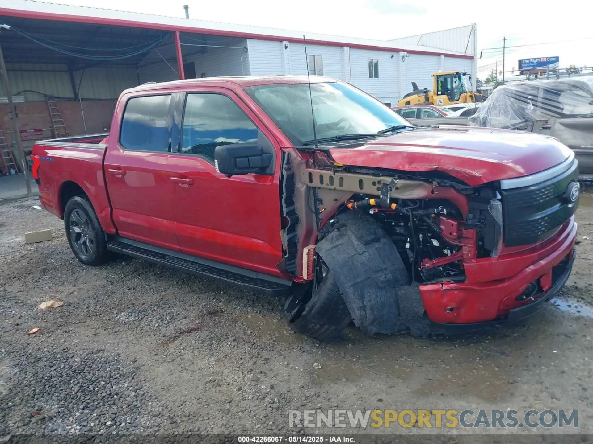 4 Photograph of a damaged car 1FT6W3L7XRWG02773 FORD F-150 LIGHTNING 2024