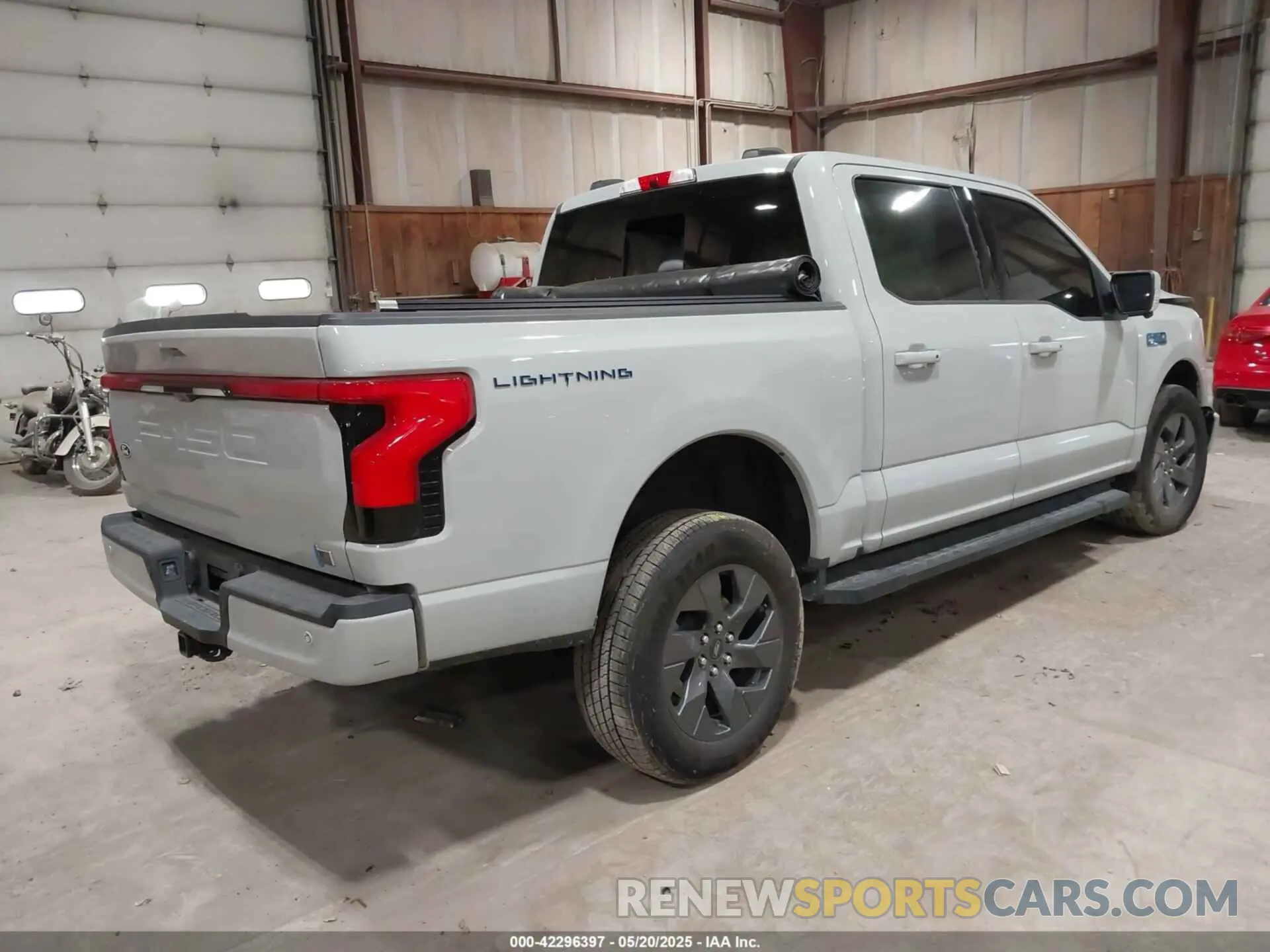 4 Photograph of a damaged car 1FT6W5L72RWG24374 FORD F-150 LIGHTNING 2024