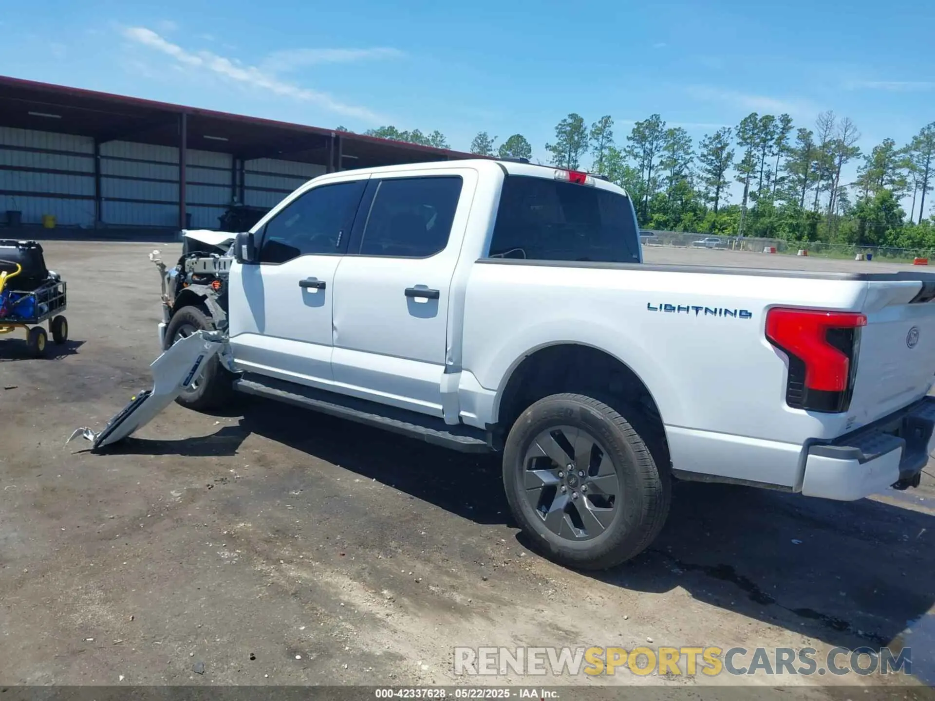 3 Photograph of a damaged car 1FTVW3LK6RWG26665 FORD F-150 LIGHTNING 2024