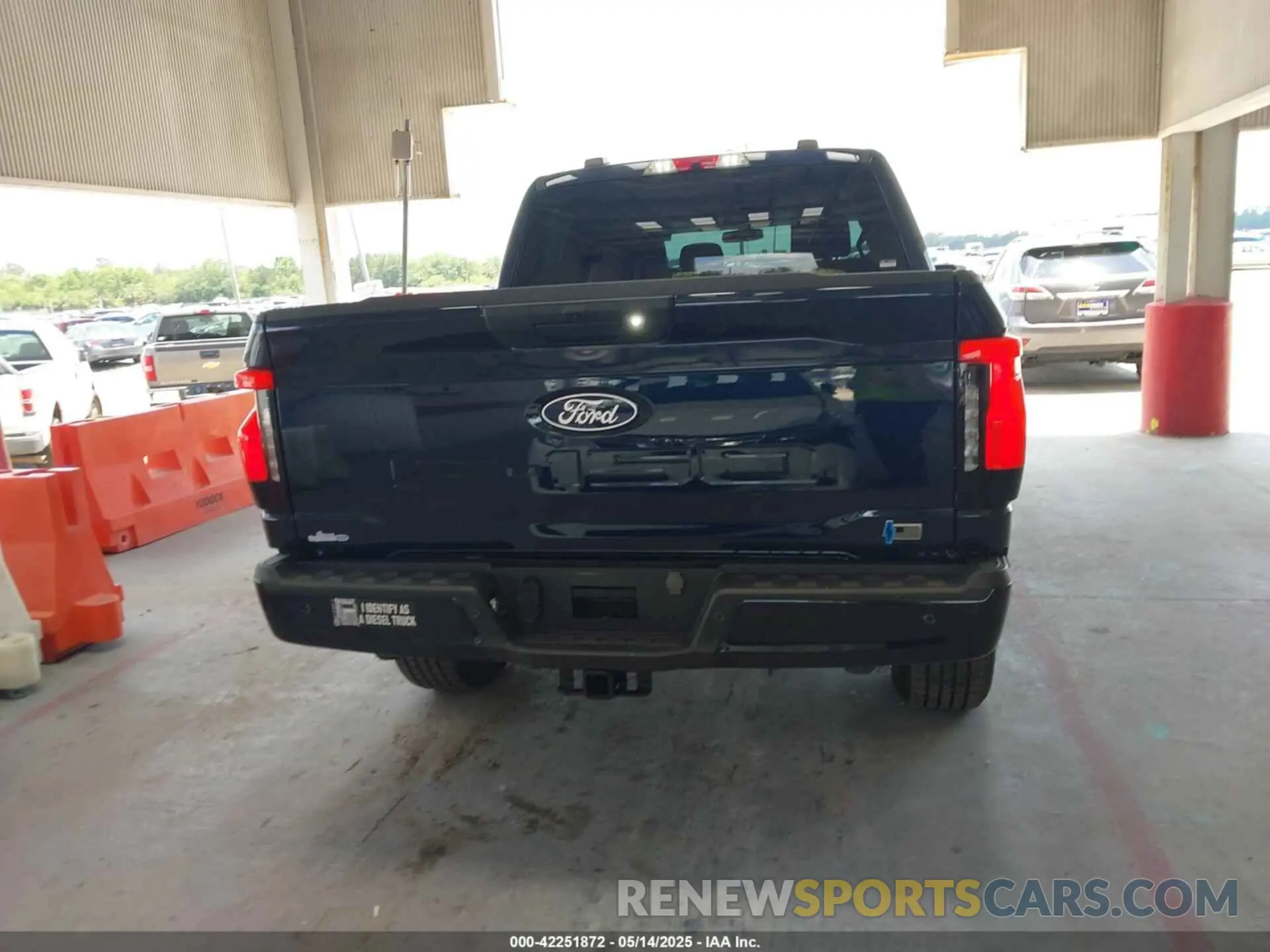 17 Photograph of a damaged car 1FTVW3LK9RWG08466 FORD F-150 LIGHTNING 2024
