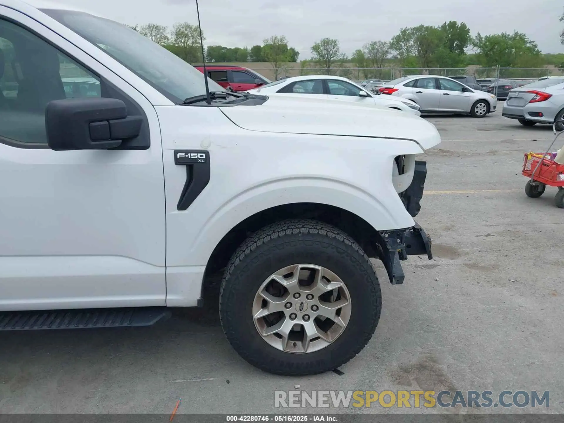 17 Photograph of a damaged car 1FTFW1P82NKE64364 FORD F-150 POLICE RESPONDER 2022