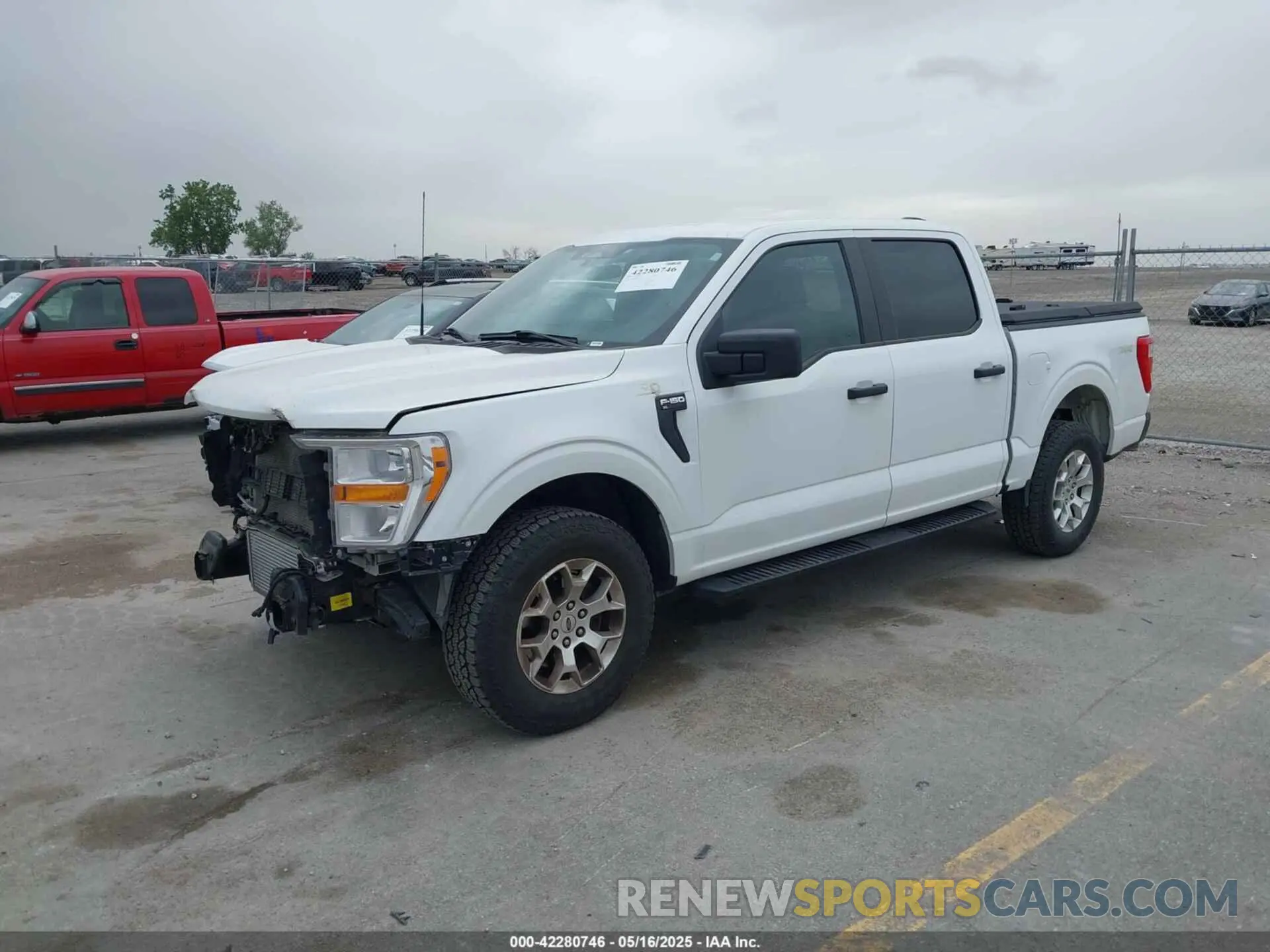 2 Photograph of a damaged car 1FTFW1P82NKE64364 FORD F-150 POLICE RESPONDER 2022