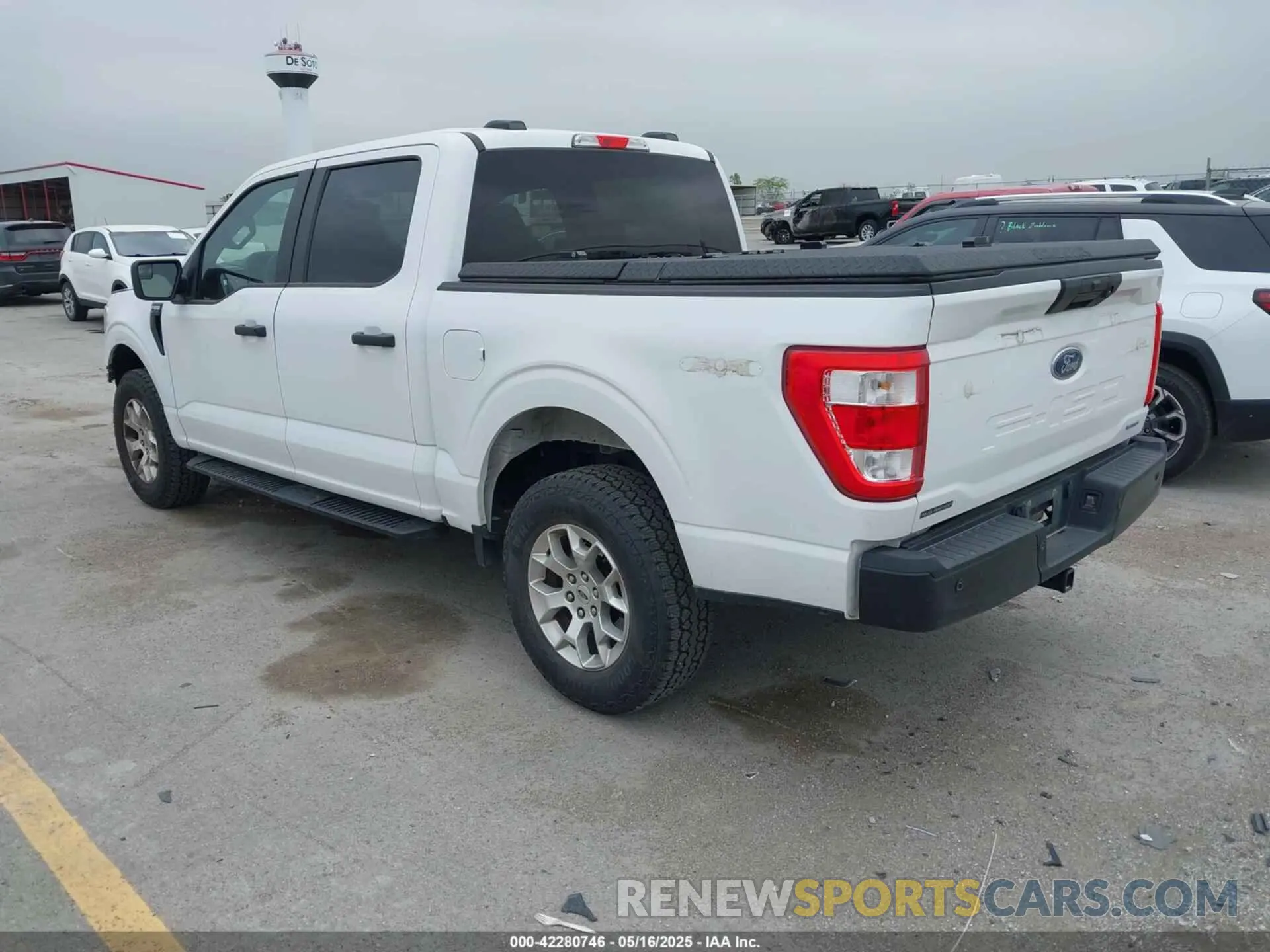 3 Photograph of a damaged car 1FTFW1P82NKE64364 FORD F-150 POLICE RESPONDER 2022