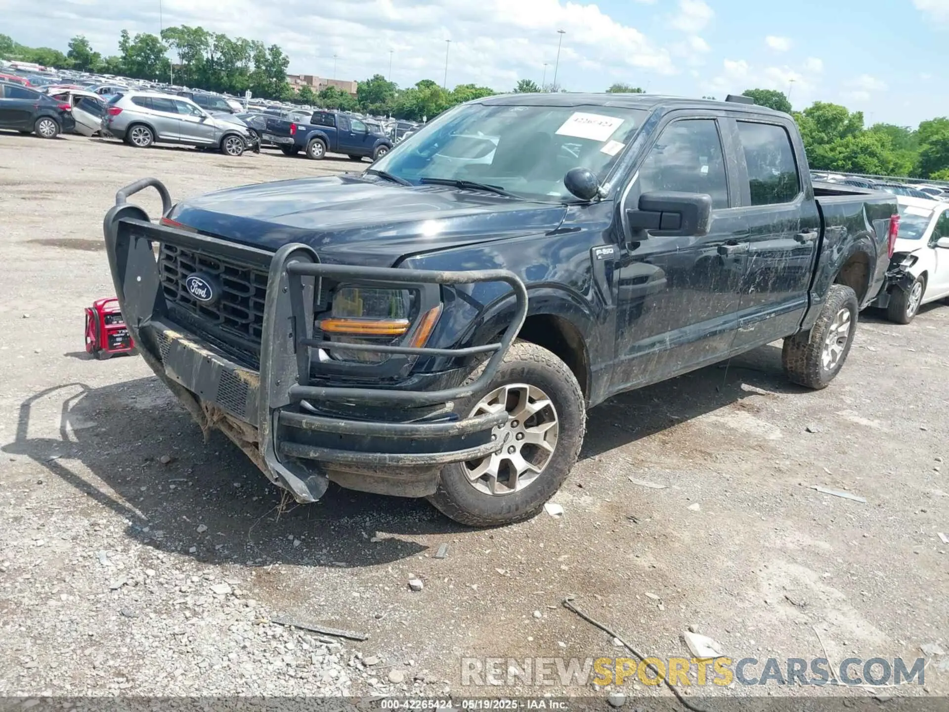 2 Photograph of a damaged car 1FTFW1P8XRKE03981 FORD F-150 POLICE RESPONDER 2024