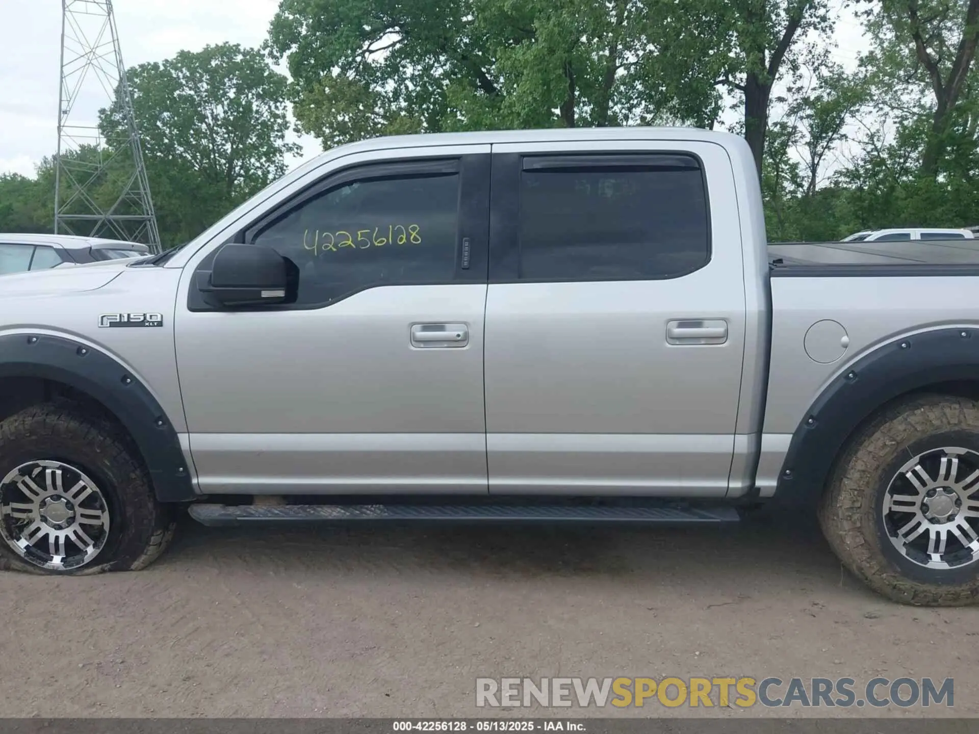 15 Photograph of a damaged car 1FCEW1EP3KFA58961 FORD F-150 SERIES 2019