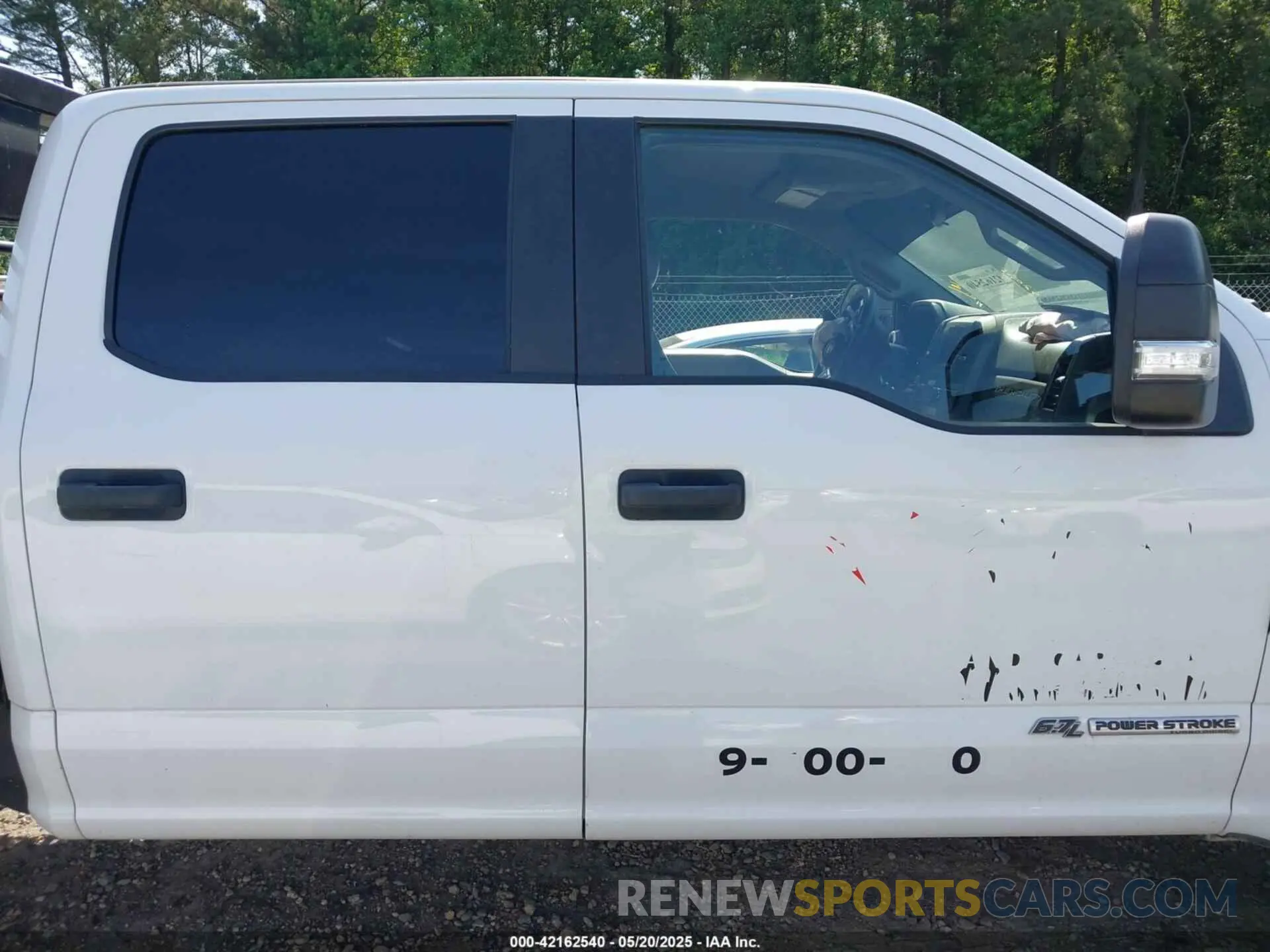 13 Photograph of a damaged car 1FD7W2BT3KEE14424 FORD F-250 2019