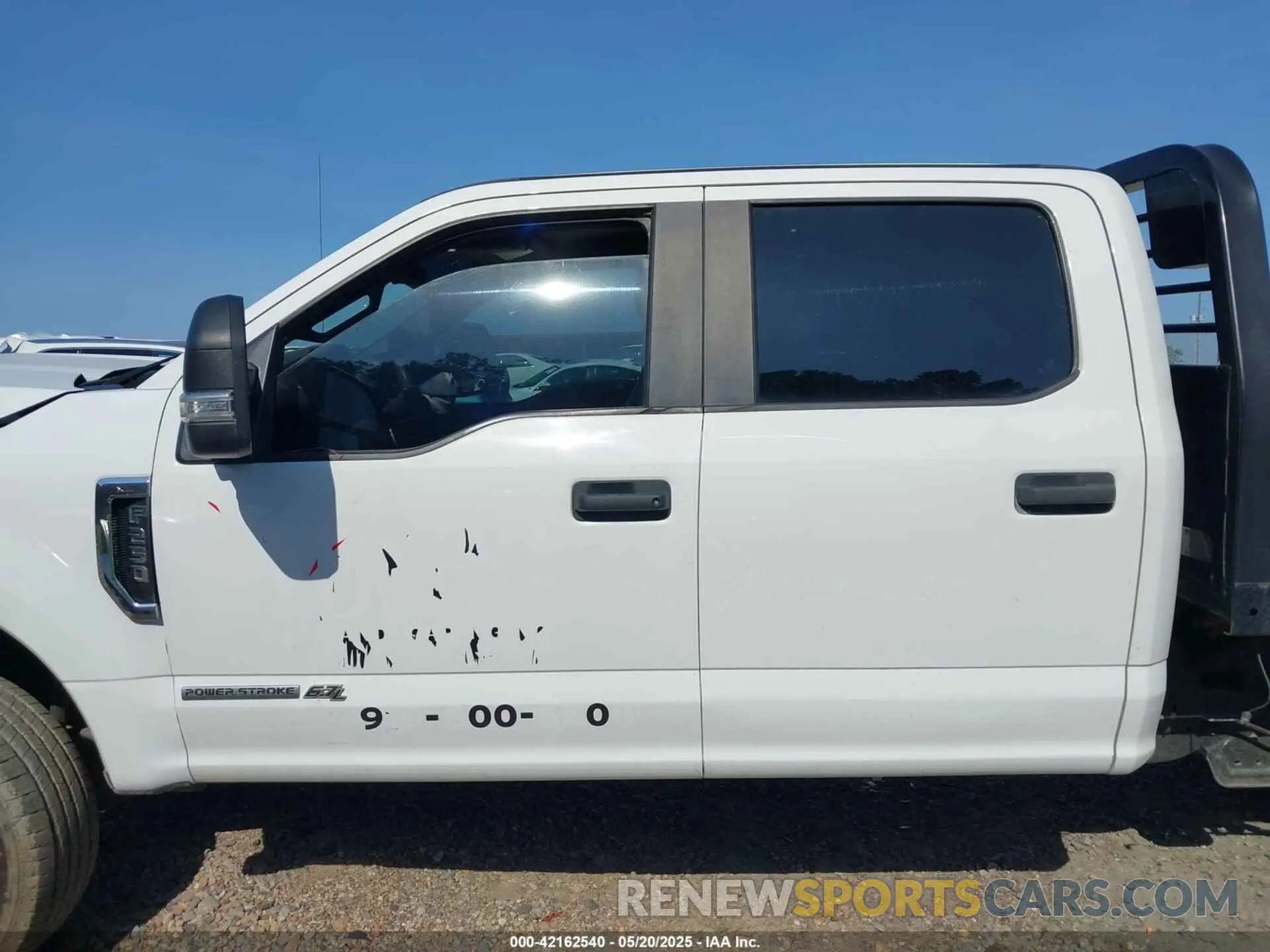 14 Photograph of a damaged car 1FD7W2BT3KEE14424 FORD F-250 2019