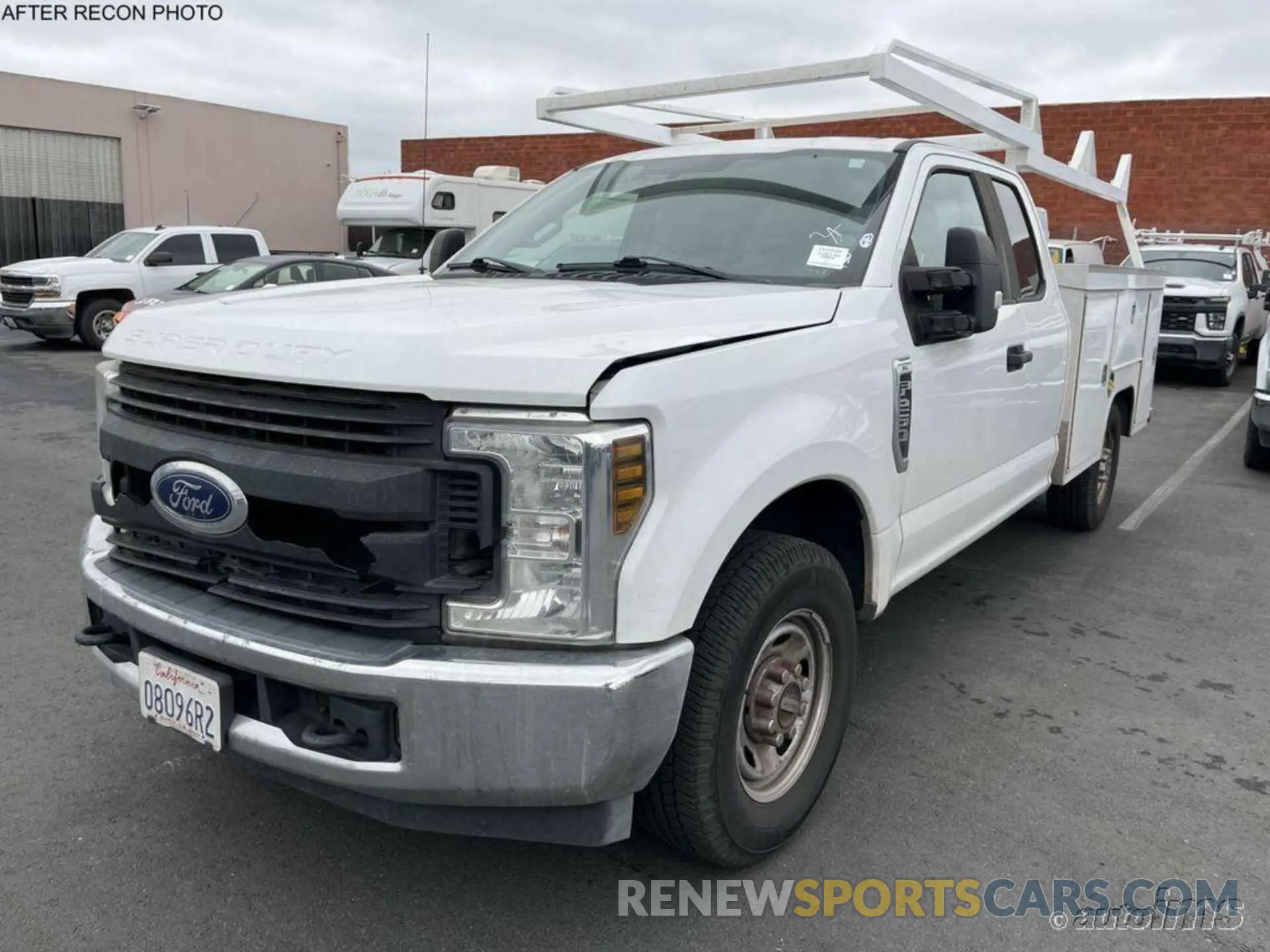 4 Photograph of a damaged car 1FD7X2A63KED04014 FORD F-250 2019